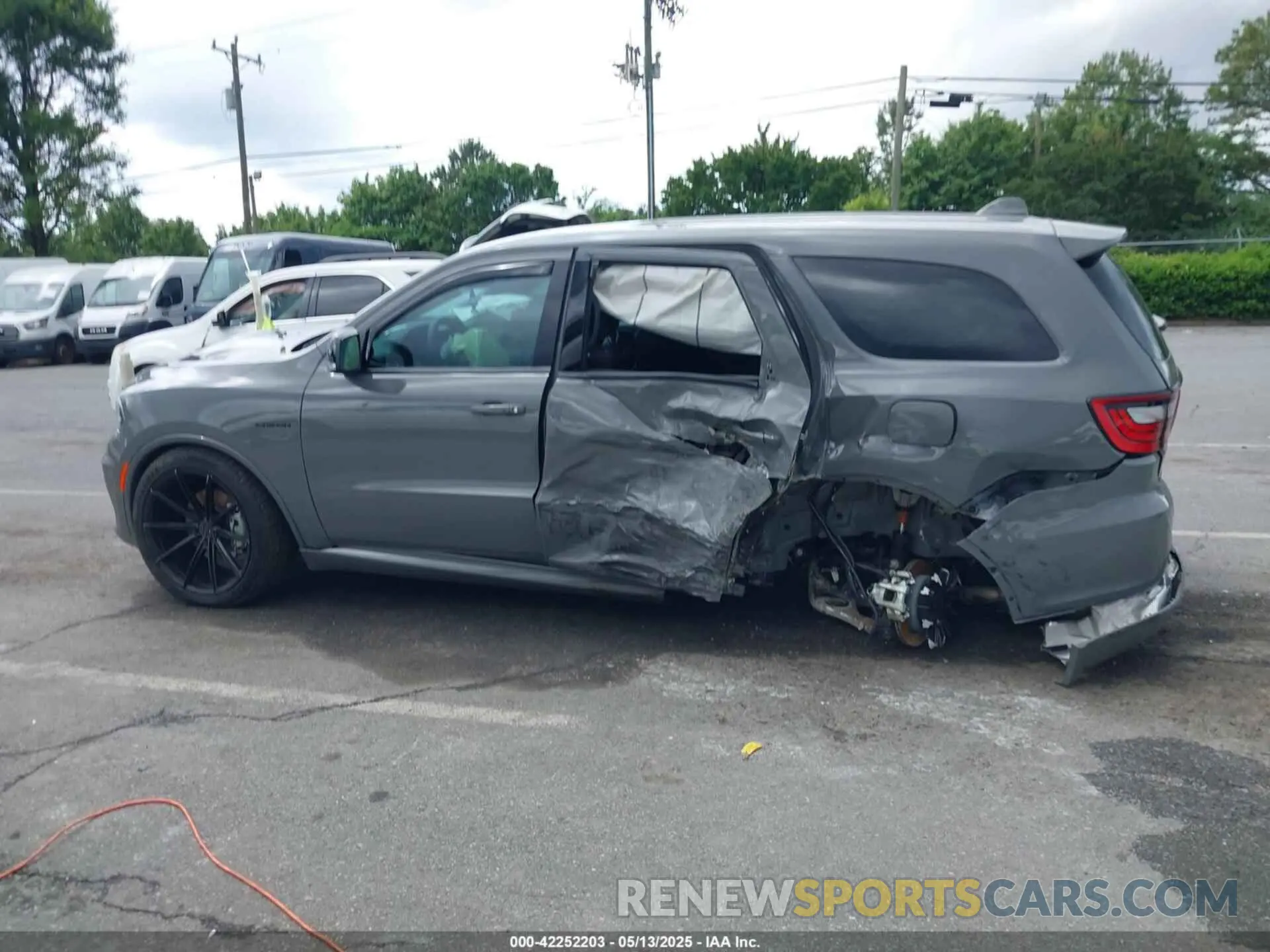 13 Photograph of a damaged car 1C4SDJCT0NC108438 DODGE DURANGO 2022