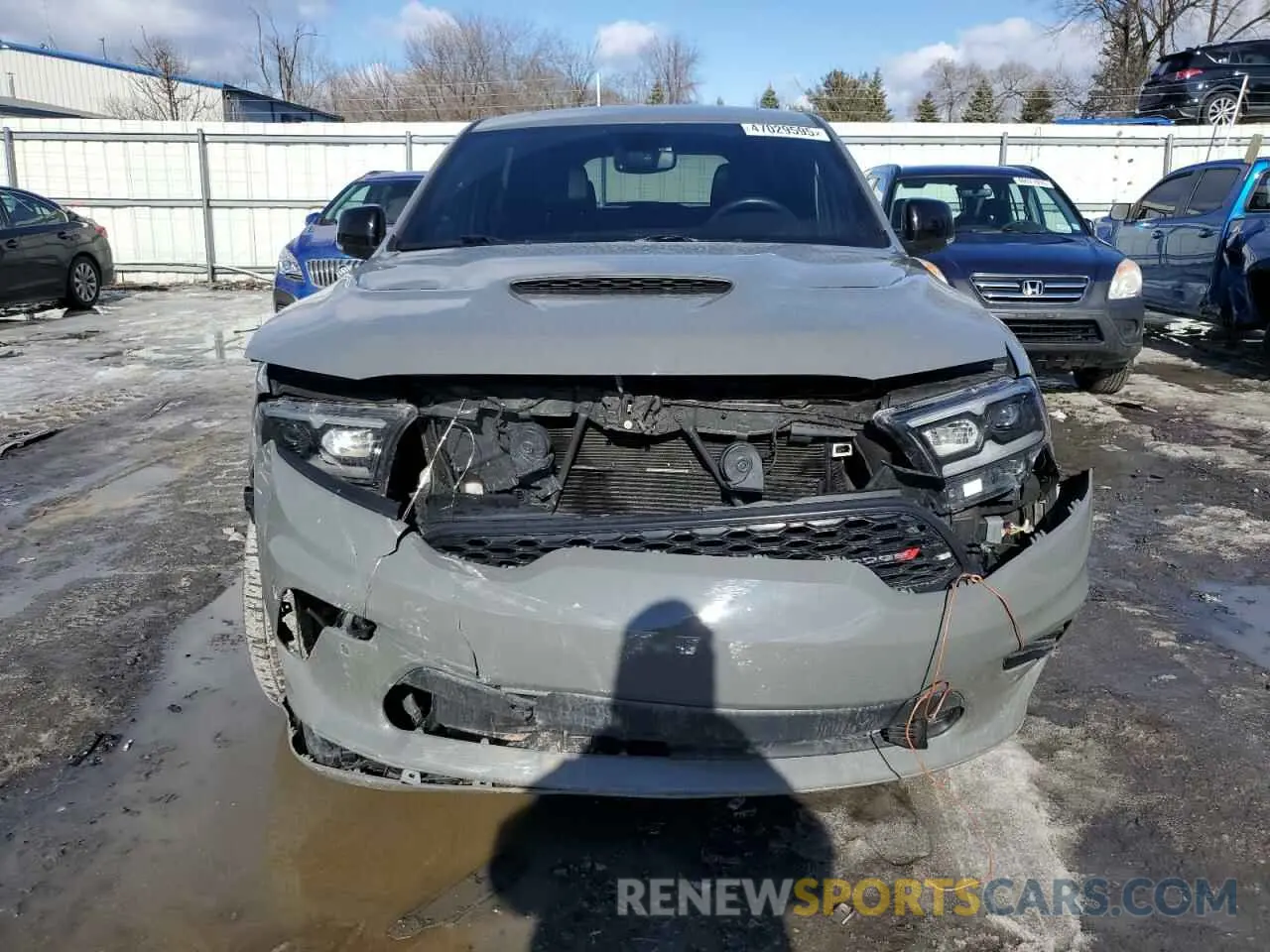 5 Photograph of a damaged car 1C4SDJCT0NC207471 DODGE DURANGO 2022