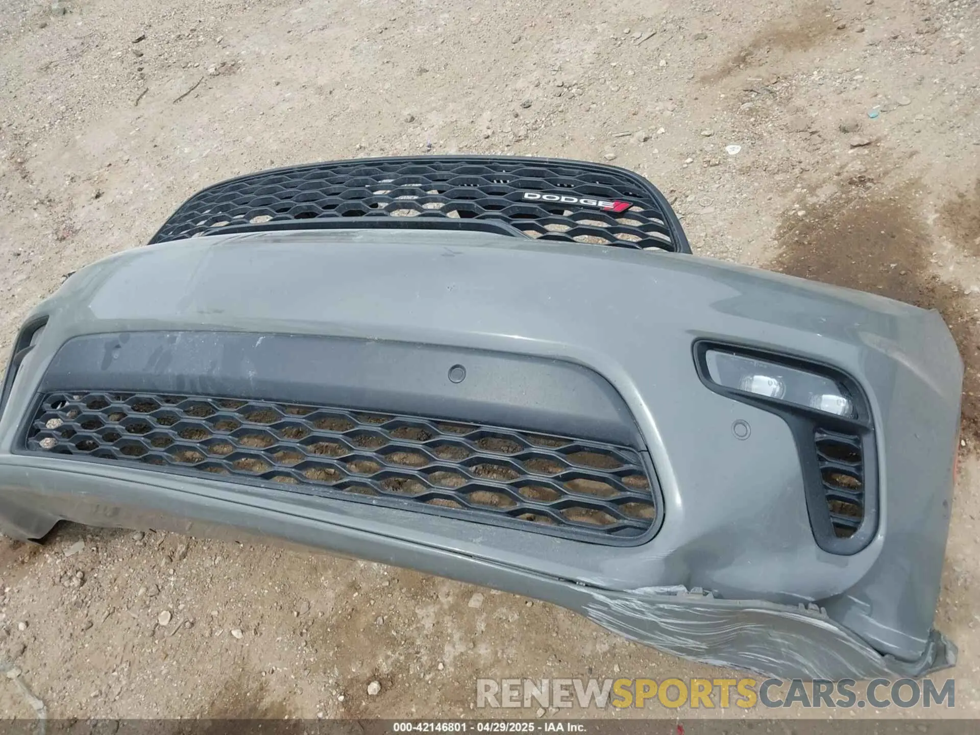12 Photograph of a damaged car 1C4SDJCT1NC221105 DODGE DURANGO 2022