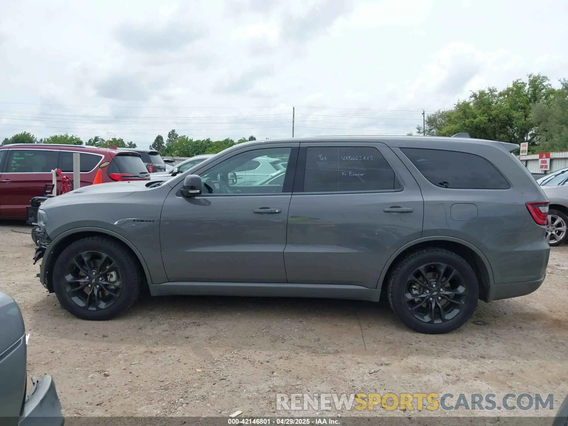 15 Photograph of a damaged car 1C4SDJCT1NC221105 DODGE DURANGO 2022