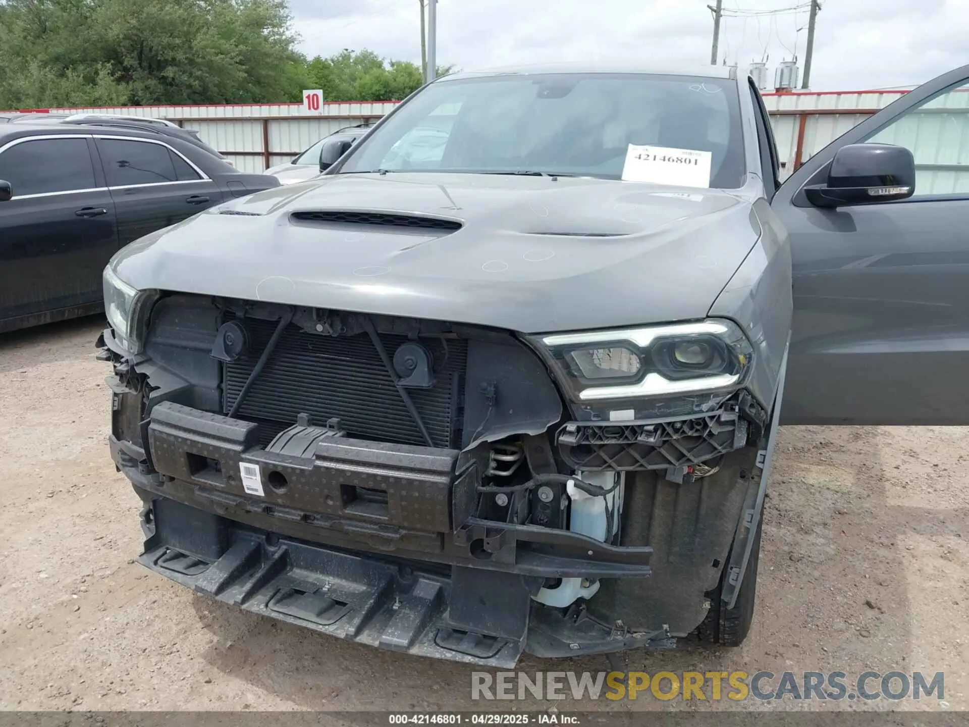 6 Photograph of a damaged car 1C4SDJCT1NC221105 DODGE DURANGO 2022