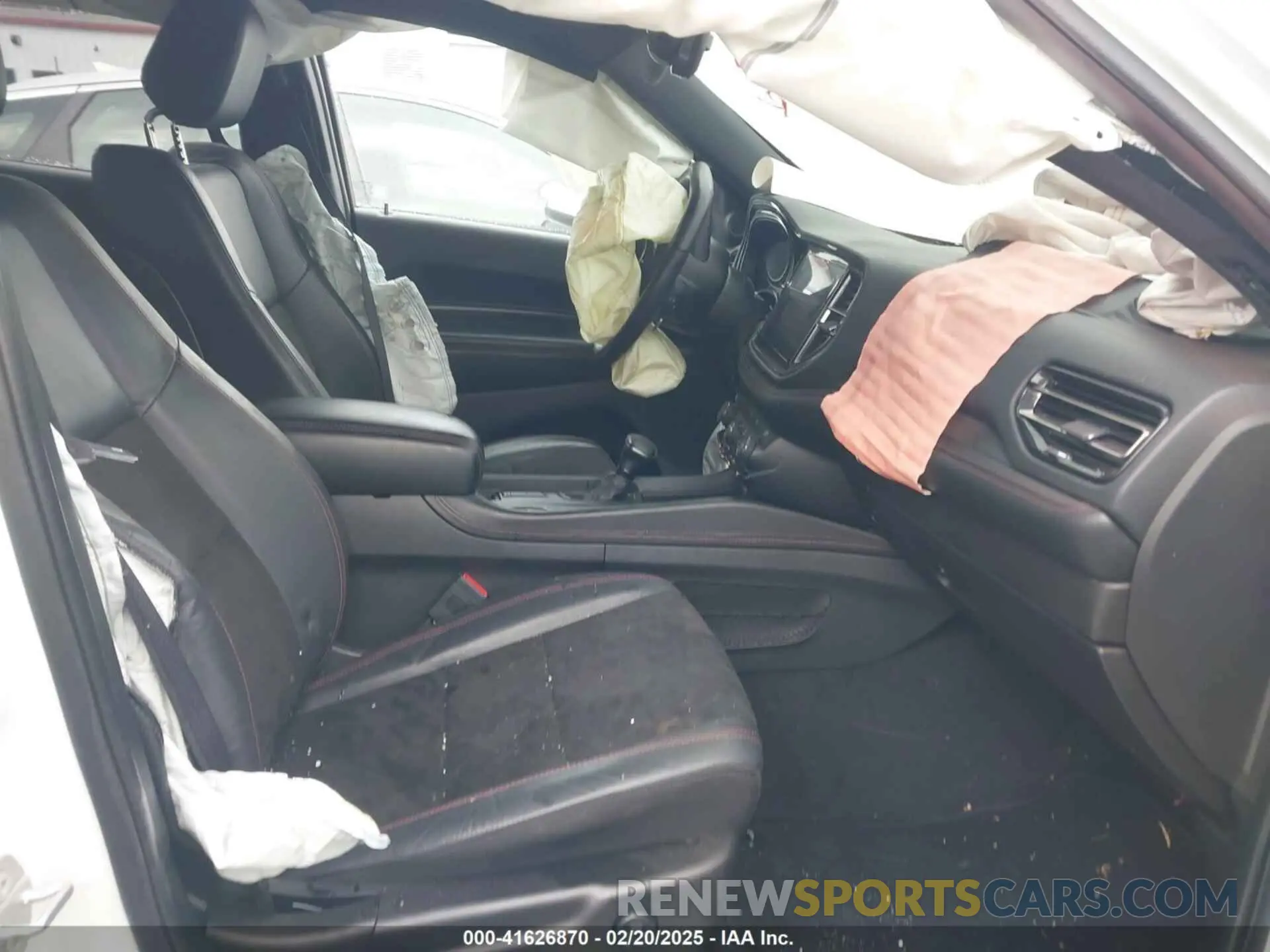 5 Photograph of a damaged car 1C4SDJCT2NC221825 DODGE DURANGO 2022