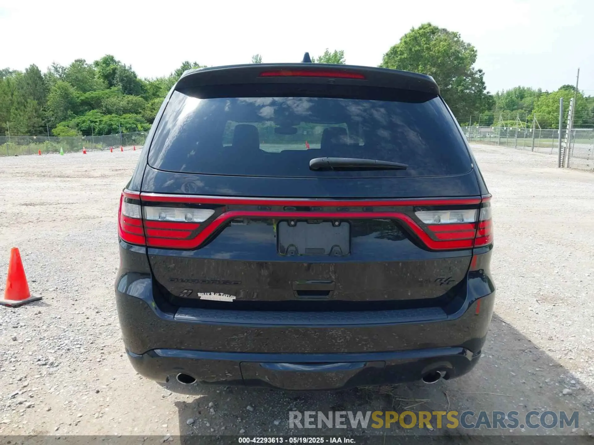 16 Photograph of a damaged car 1C4SDJCT3NC221011 DODGE DURANGO 2022