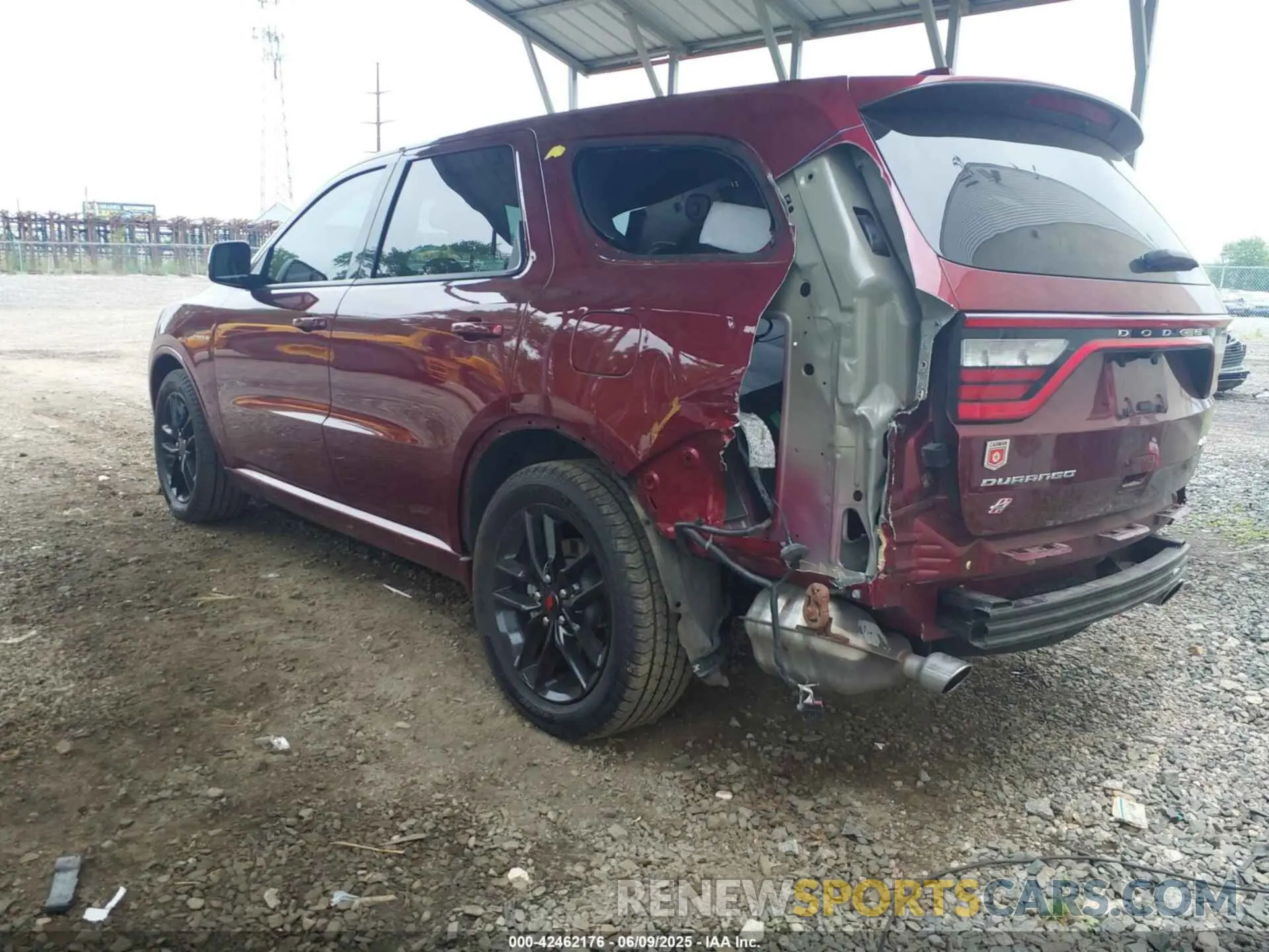 3 Photograph of a damaged car 1C4SDJCT6NC228096 DODGE DURANGO 2022