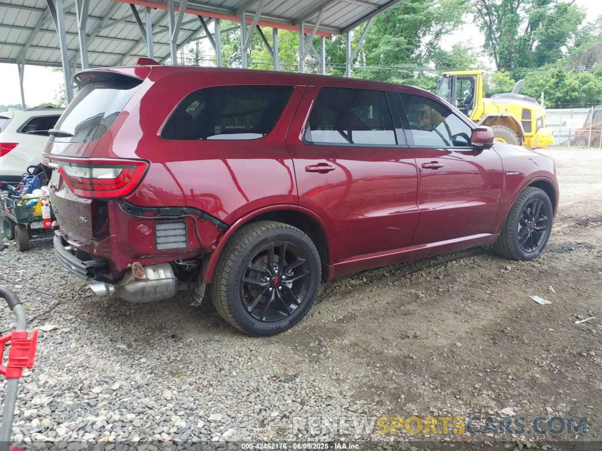 4 Photograph of a damaged car 1C4SDJCT6NC228096 DODGE DURANGO 2022