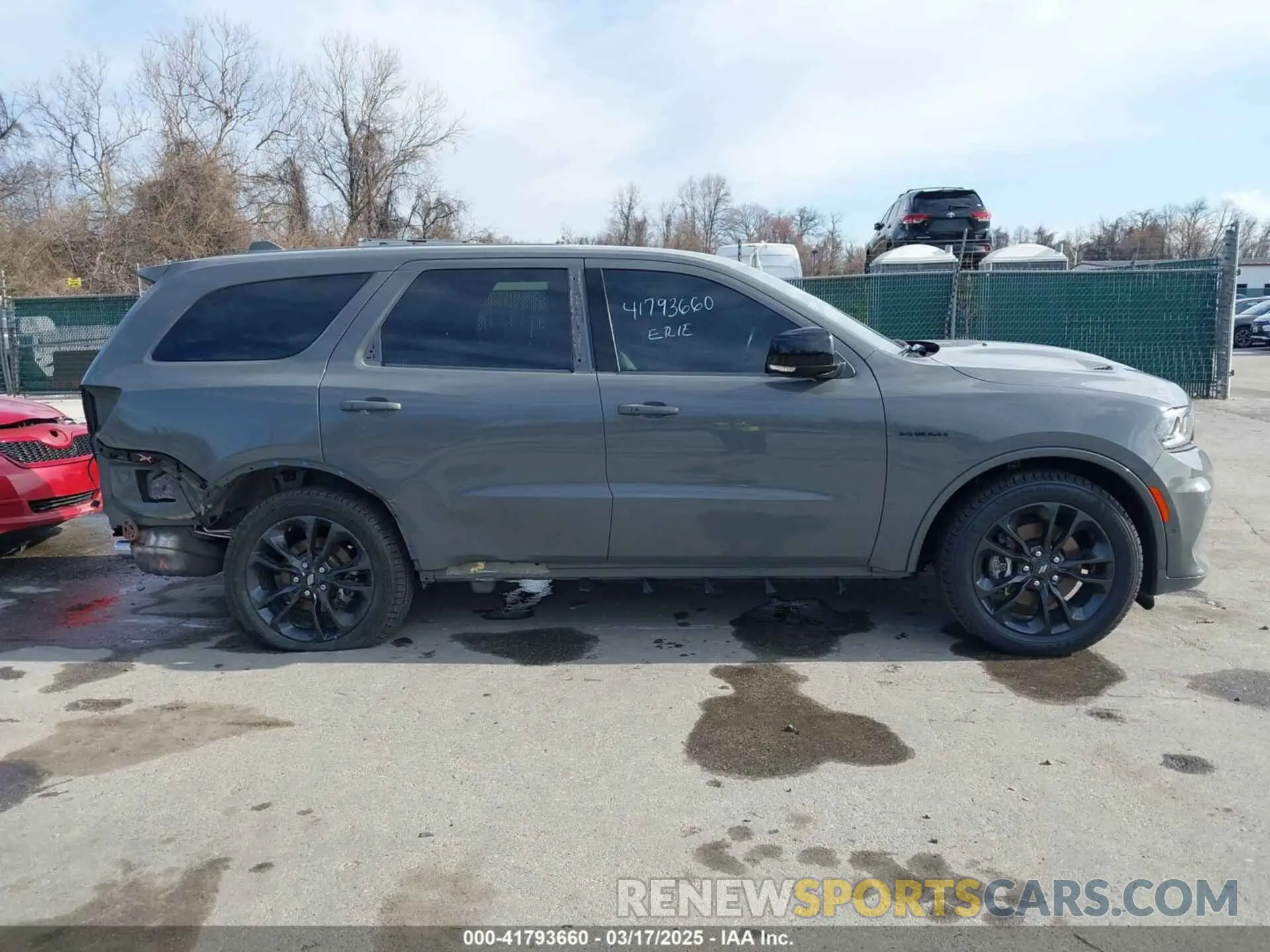 14 Photograph of a damaged car 1C4SDJCT7NC220945 DODGE DURANGO 2022