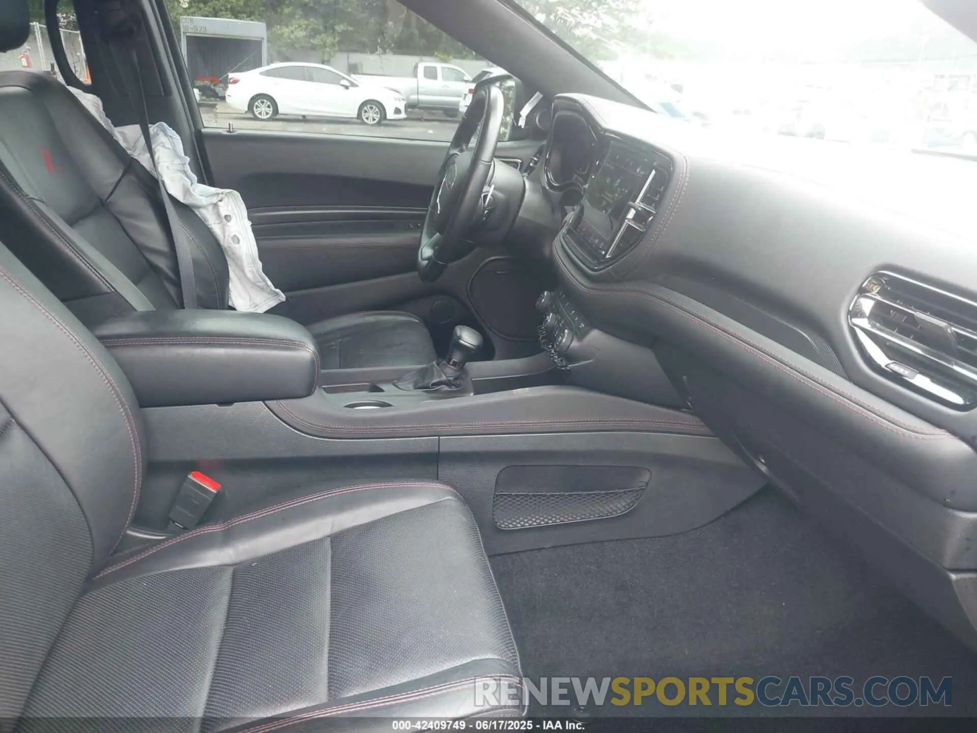 5 Photograph of a damaged car 1C4SDJCT8NC187003 DODGE DURANGO 2022
