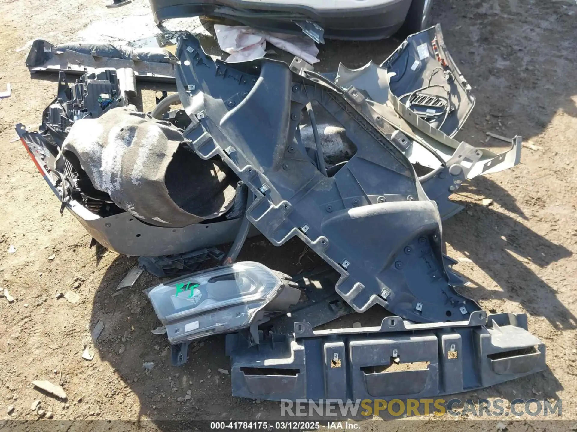 12 Photograph of a damaged car 1C4SDJCT8NC221683 DODGE DURANGO 2022