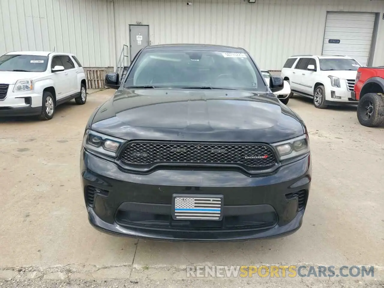 5 Photograph of a damaged car 1C4SDJFT5NC192607 DODGE DURANGO 2022