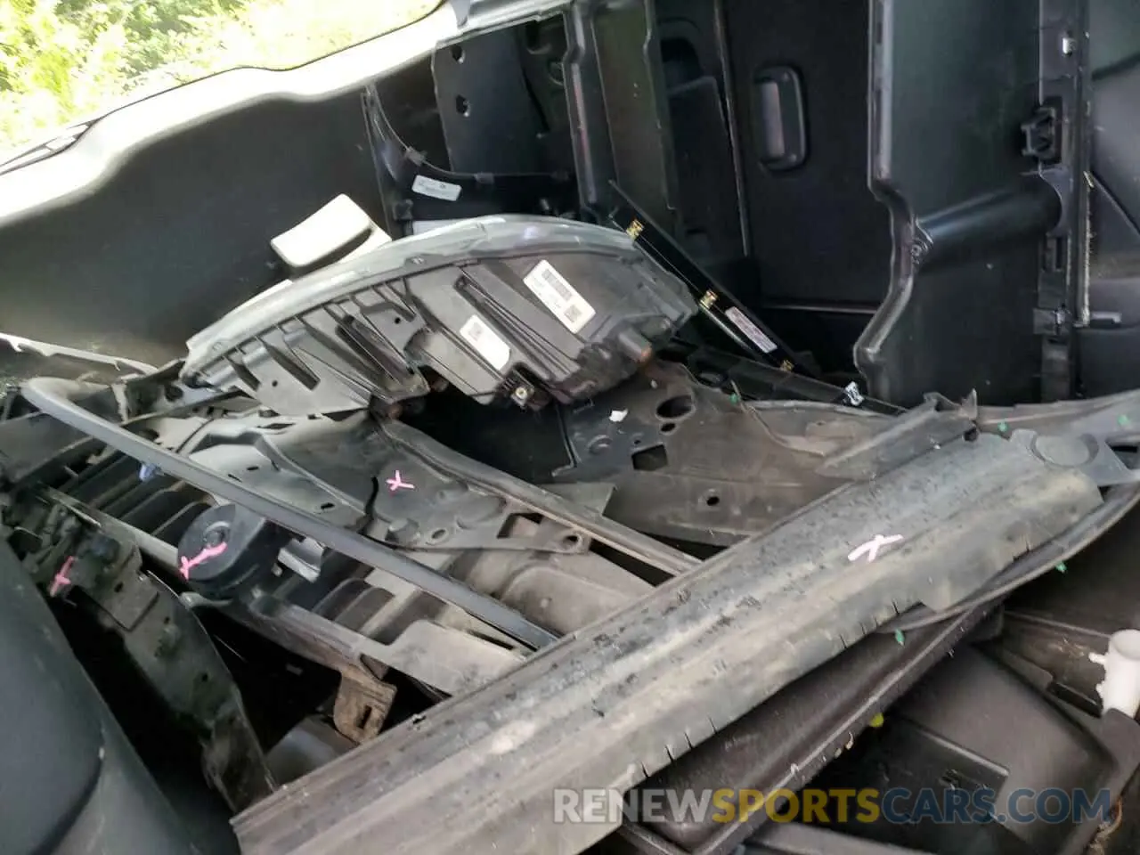 13 Photograph of a damaged car 1C4SDJFT9NC202118 DODGE DURANGO 2022
