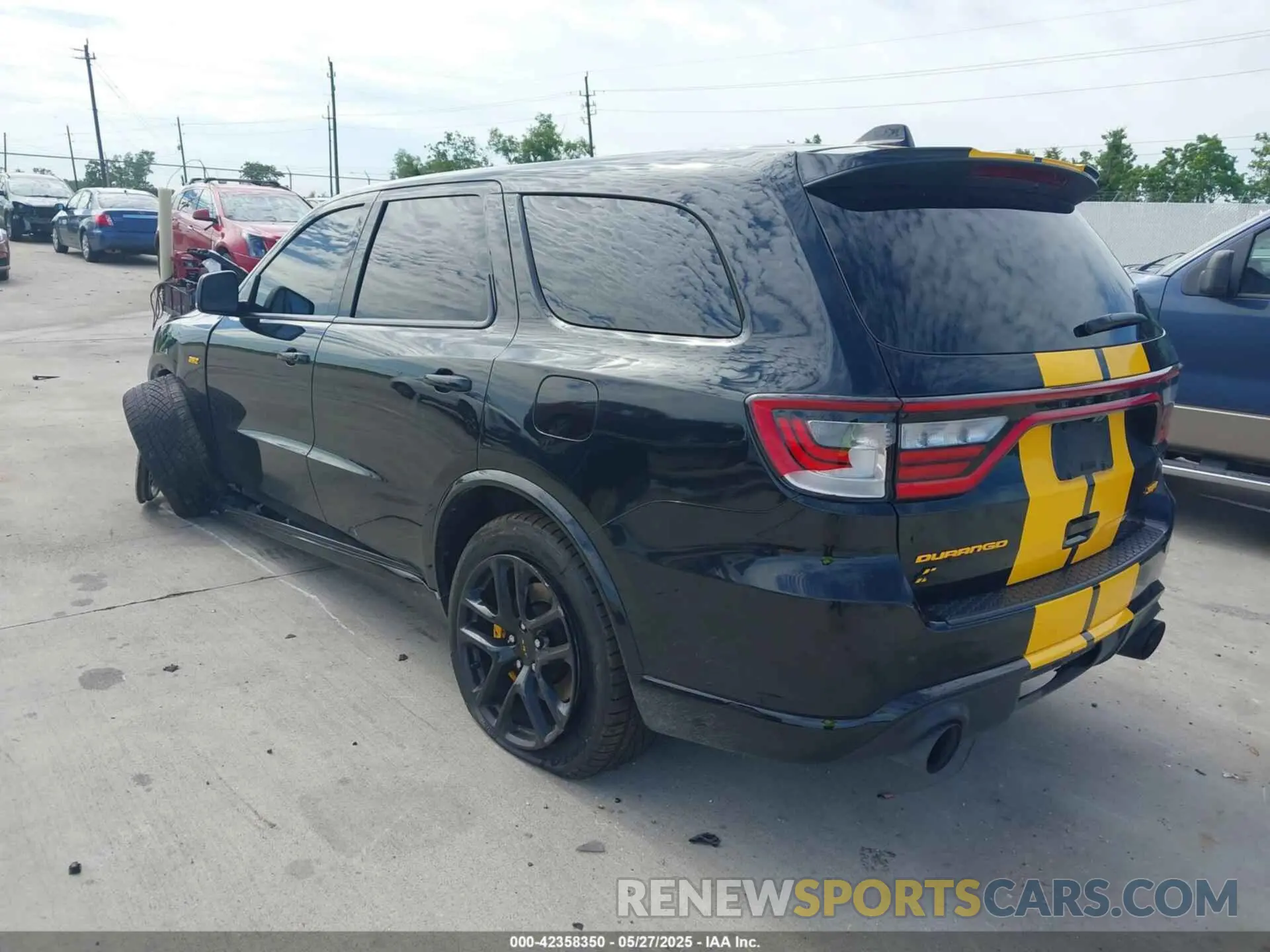 3 Photograph of a damaged car 1C4SDJGJ1NC195596 DODGE DURANGO 2022