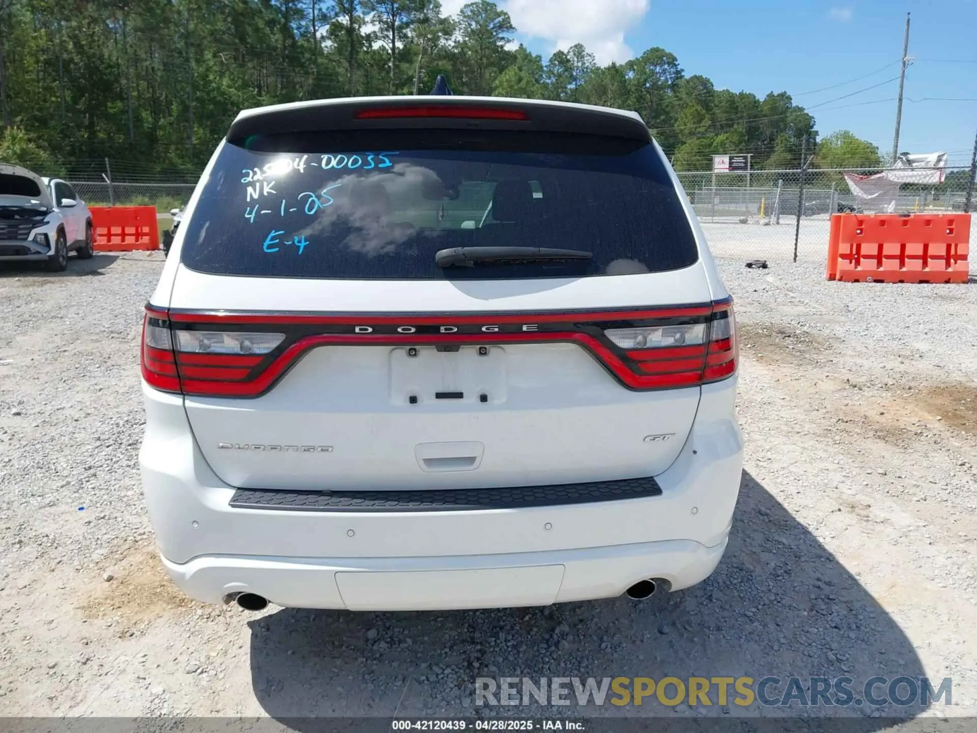 15 Photograph of a damaged car 1C4RDHDG1PC630426 DODGE DURANGO 2023