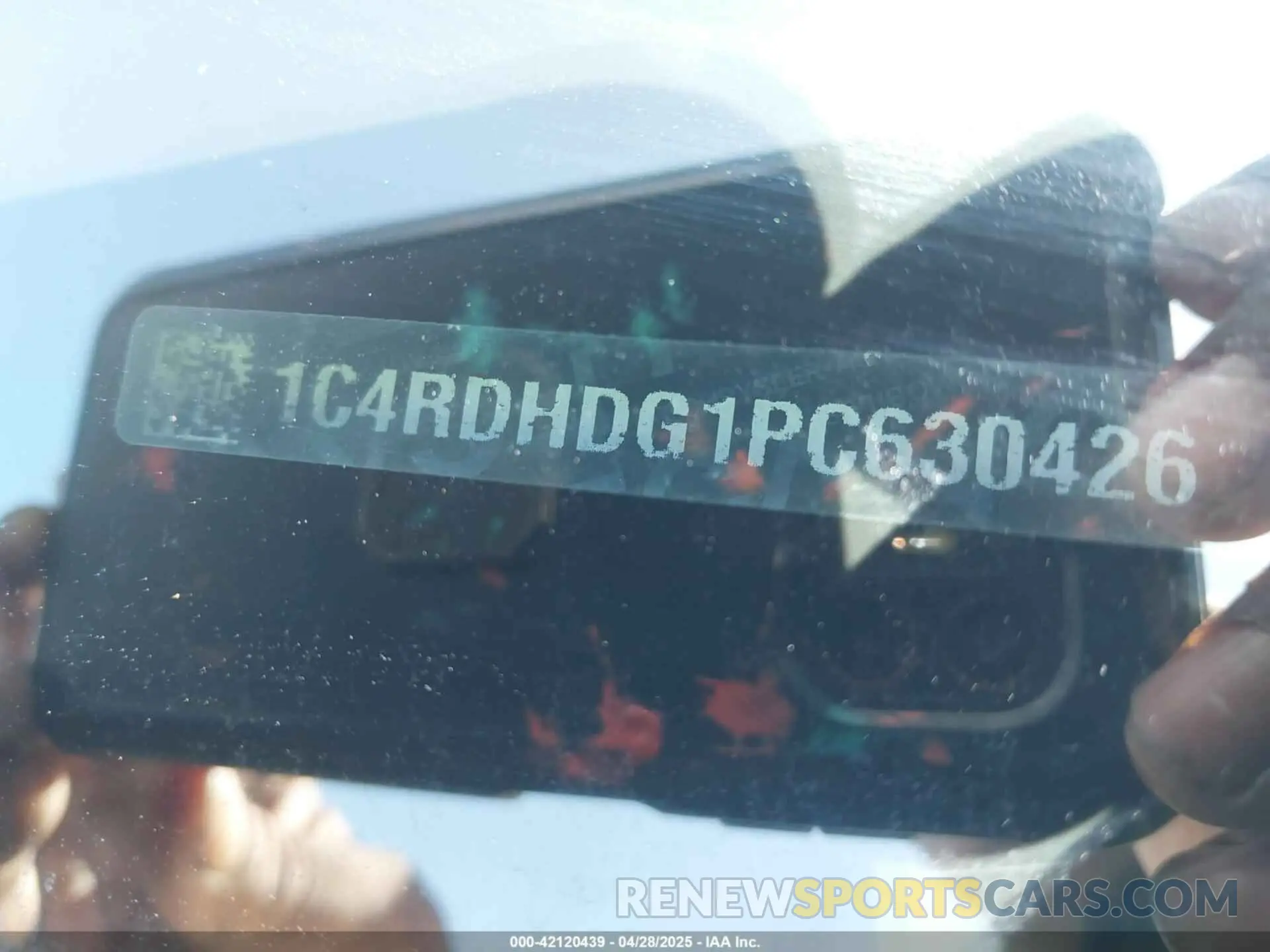 9 Photograph of a damaged car 1C4RDHDG1PC630426 DODGE DURANGO 2023