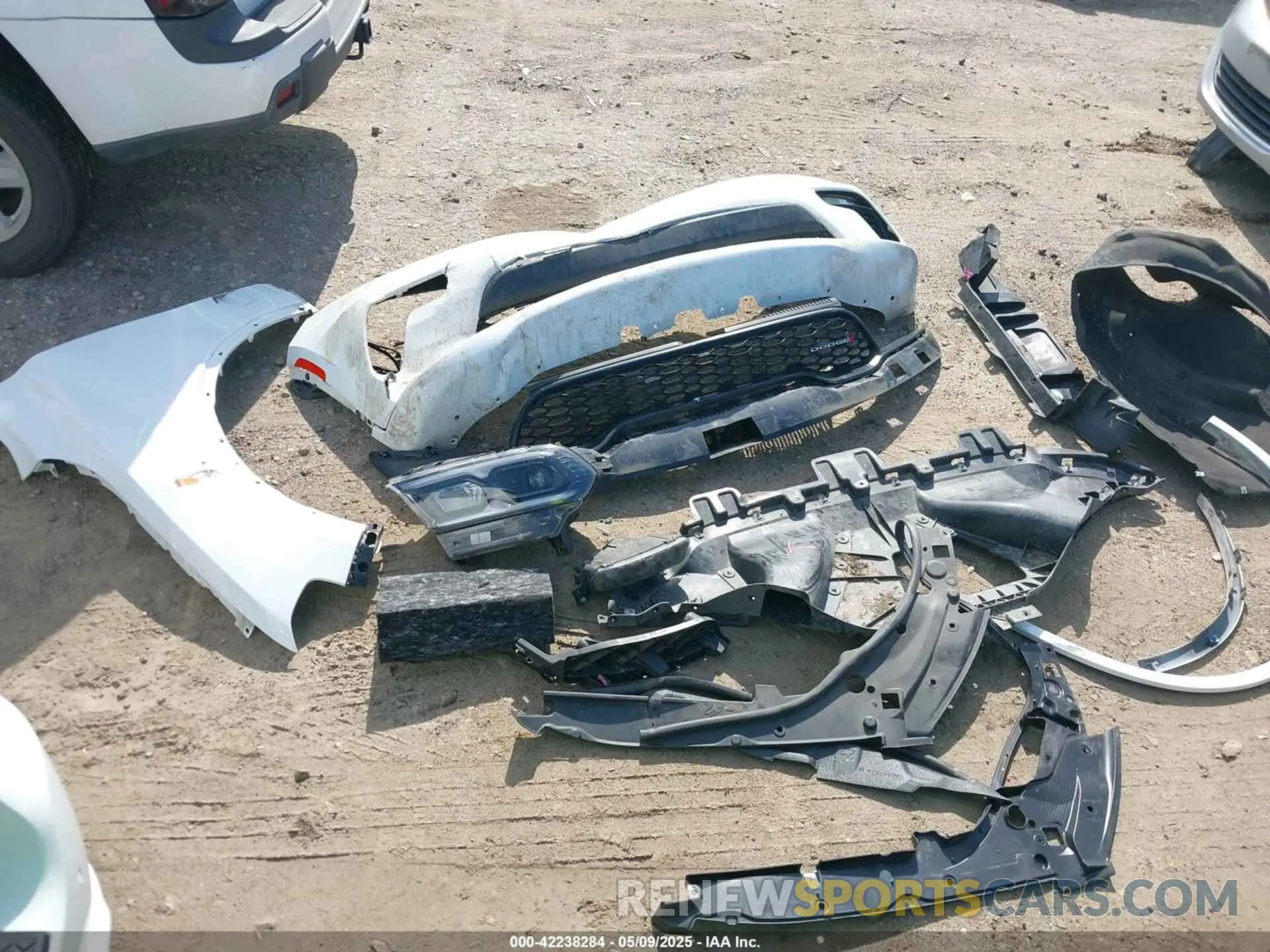 12 Photograph of a damaged car 1C4RDHDG5PC635967 DODGE DURANGO 2023