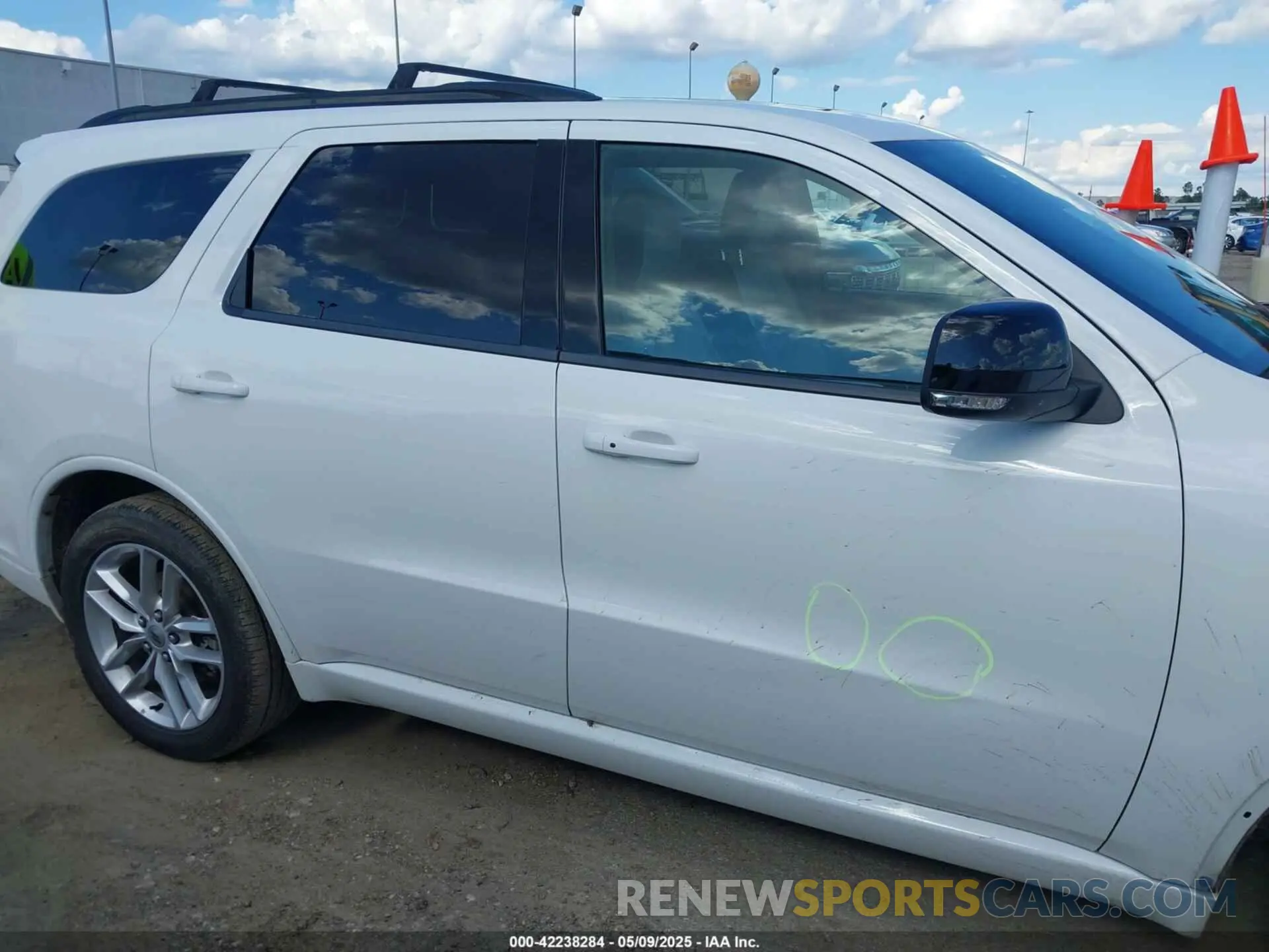14 Photograph of a damaged car 1C4RDHDG5PC635967 DODGE DURANGO 2023