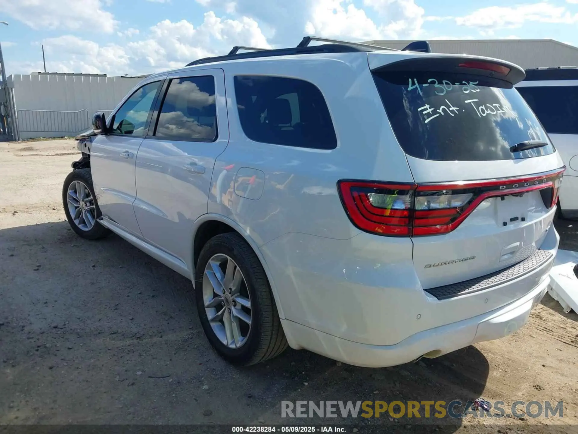 3 Photograph of a damaged car 1C4RDHDG5PC635967 DODGE DURANGO 2023