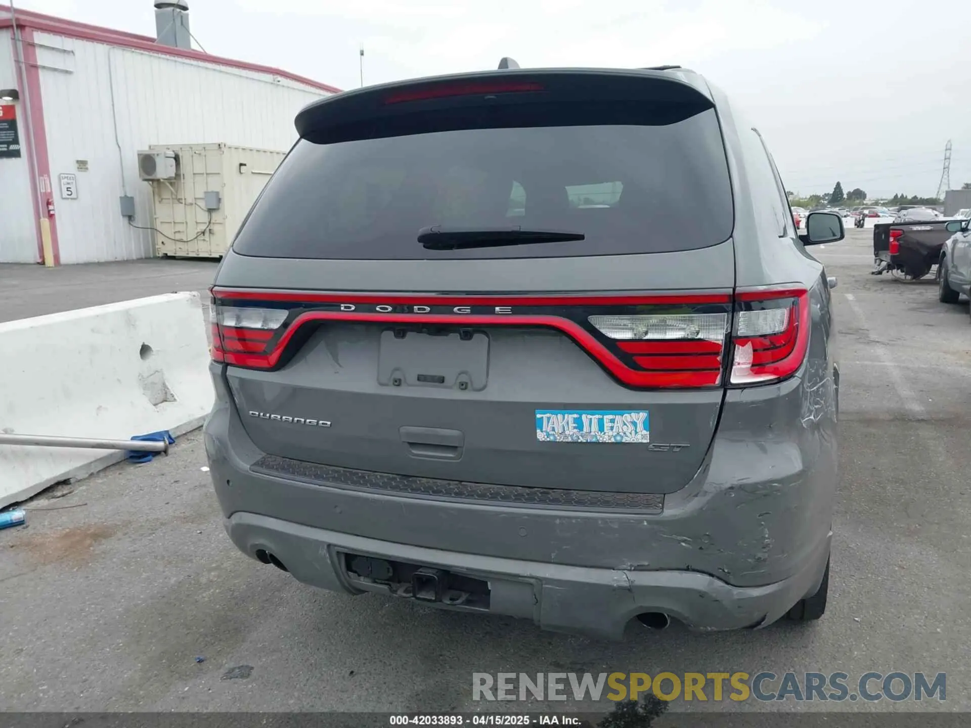 17 Photograph of a damaged car 1C4RDHDG8PC551884 DODGE DURANGO 2023
