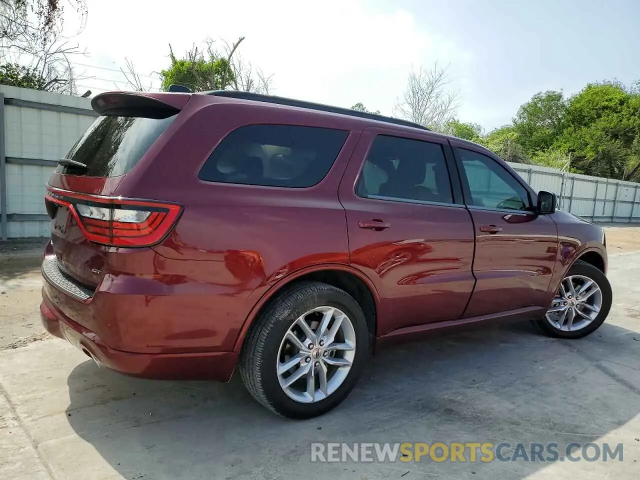 3 Photograph of a damaged car 1C4RDHDG9PC583047 DODGE DURANGO 2023