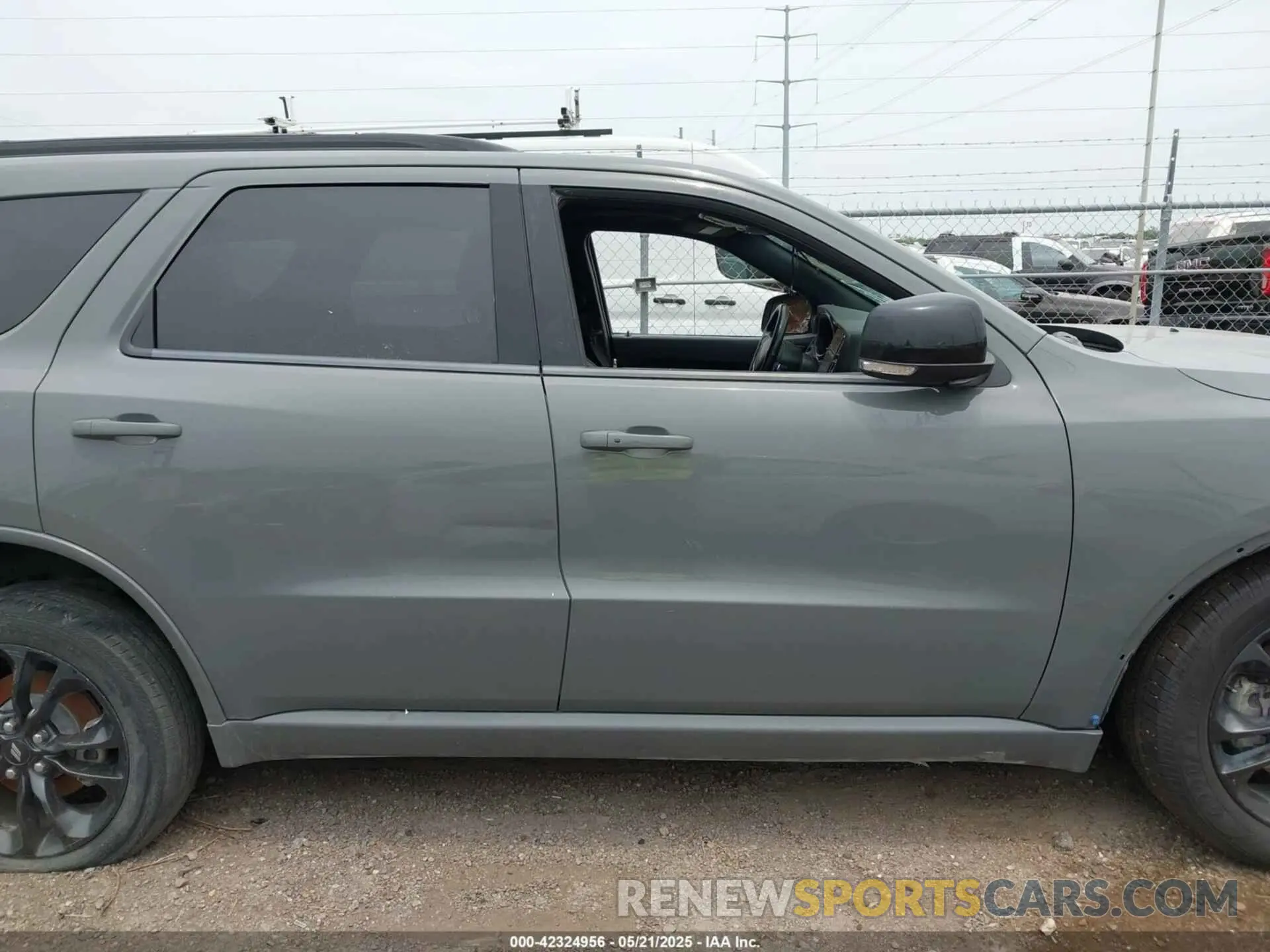 12 Photograph of a damaged car 1C4RDHDG9PC589608 DODGE DURANGO 2023