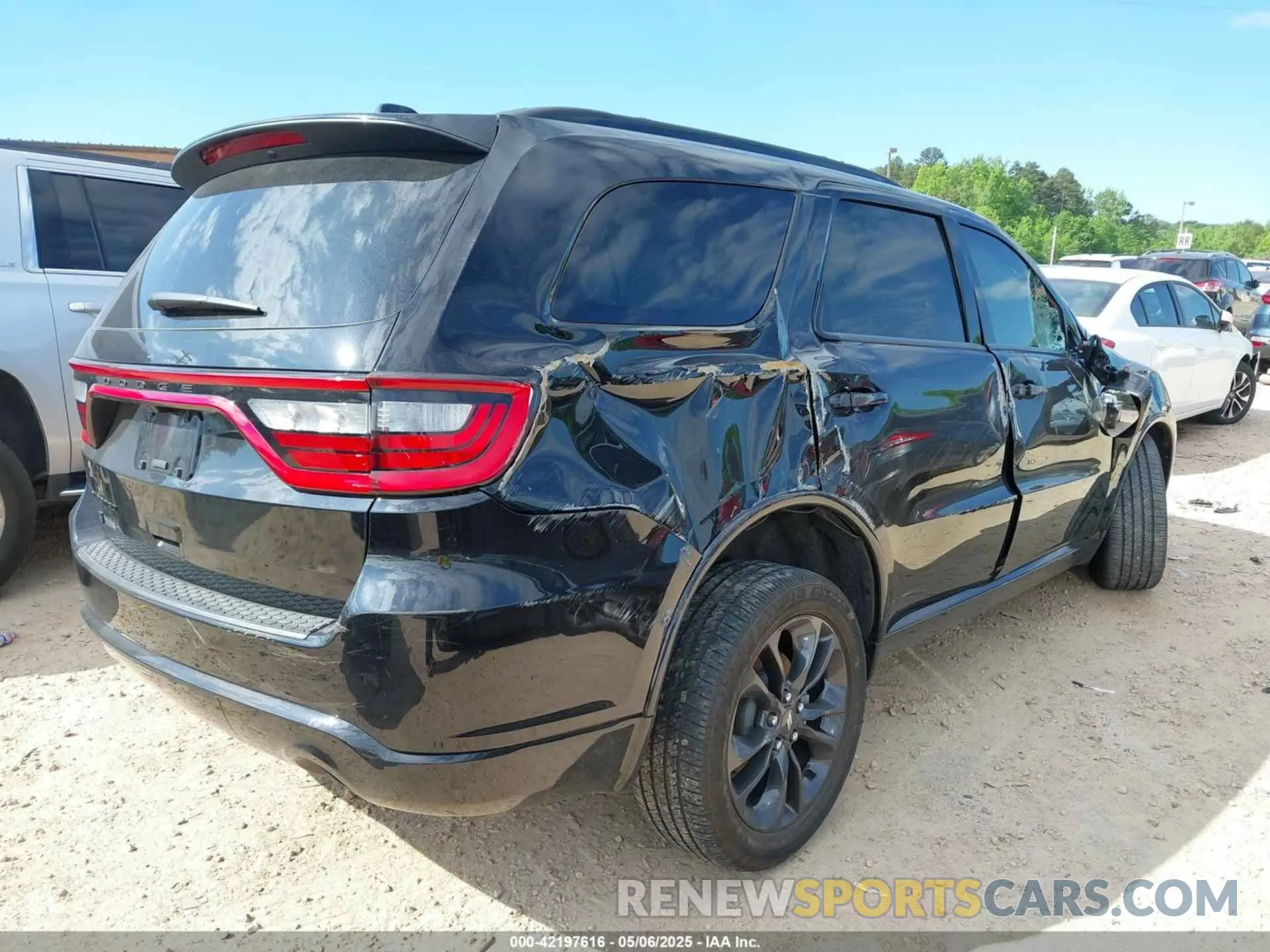 4 Photograph of a damaged car 1C4RDJAGXPC639198 DODGE DURANGO 2023