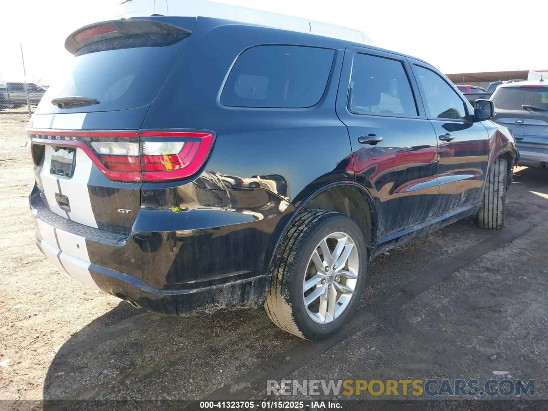 4 Photograph of a damaged car 1C4RDJDG0PC618338 DODGE DURANGO 2023
