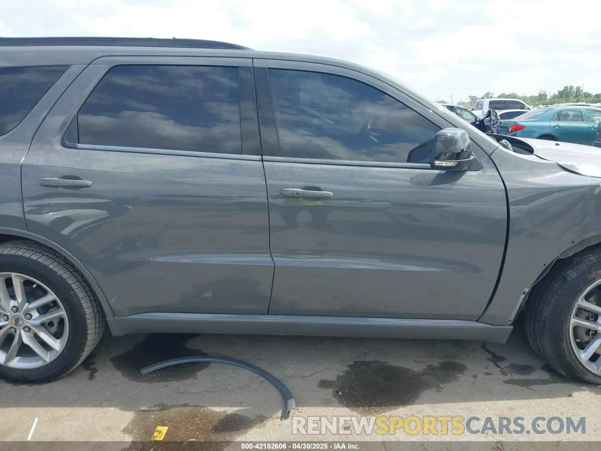 13 Photograph of a damaged car 1C4RDJDG2PC572740 DODGE DURANGO 2023