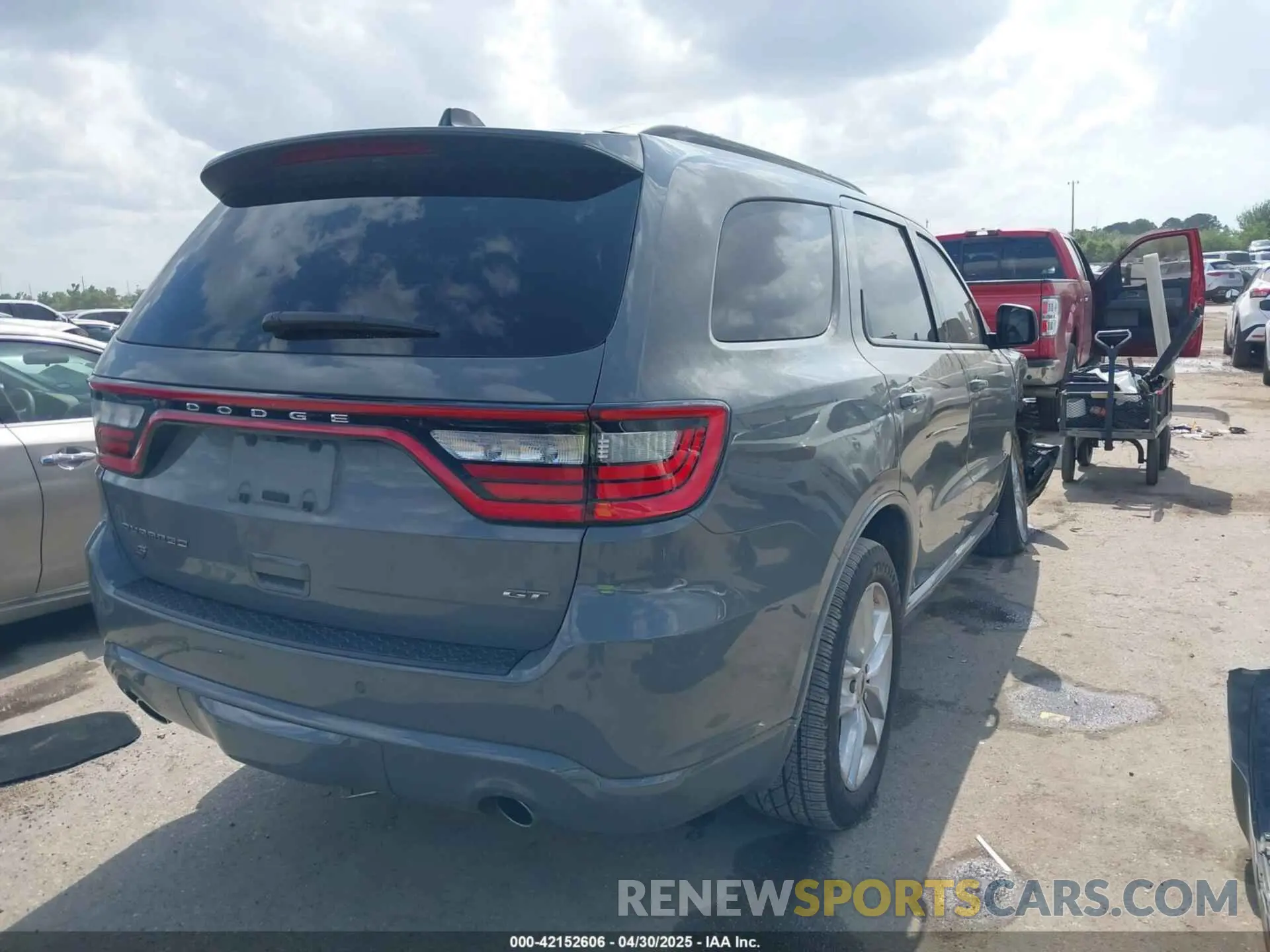 4 Photograph of a damaged car 1C4RDJDG2PC572740 DODGE DURANGO 2023