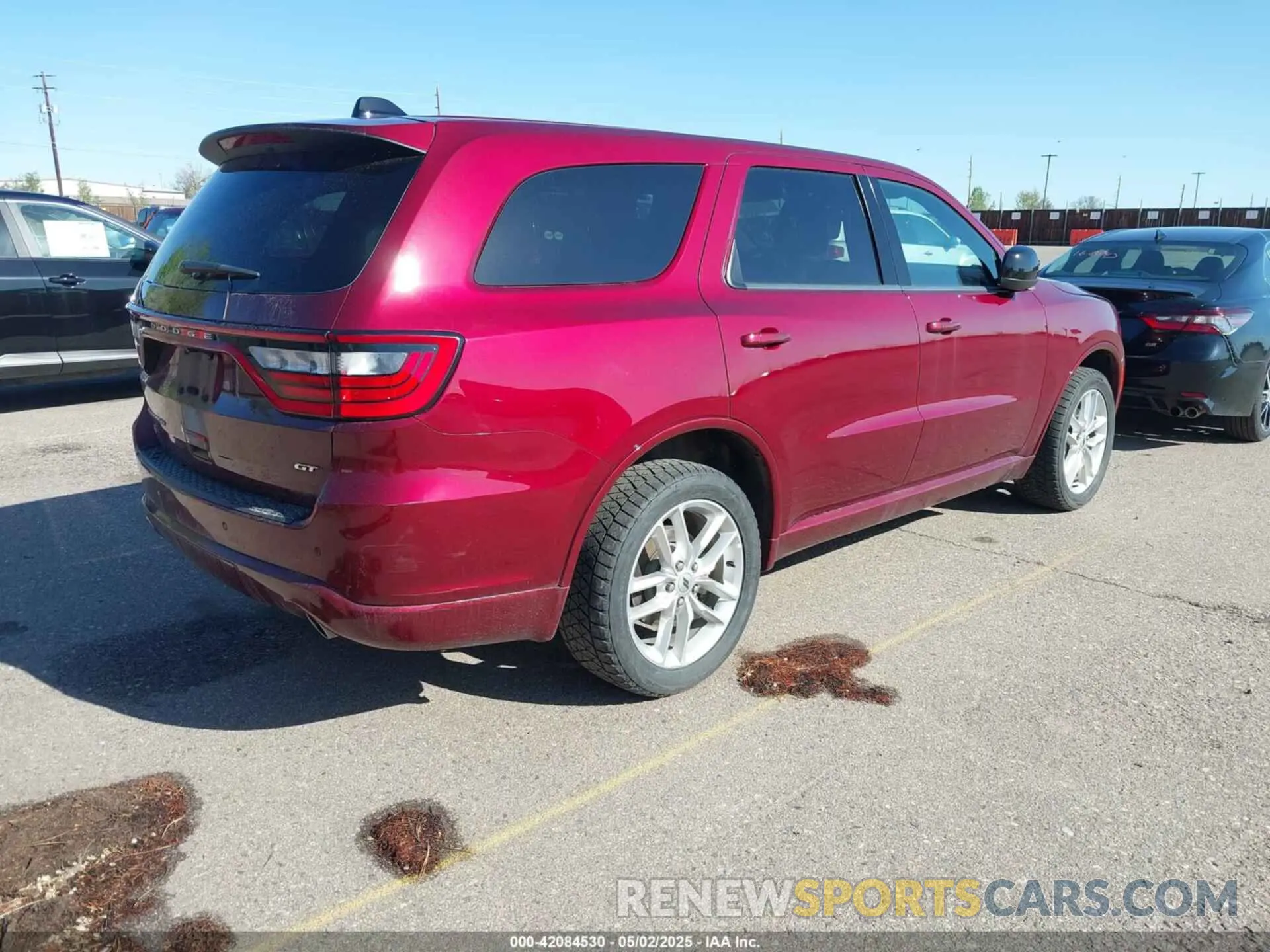 4 Photograph of a damaged car 1C4RDJDG5PC617489 DODGE DURANGO 2023