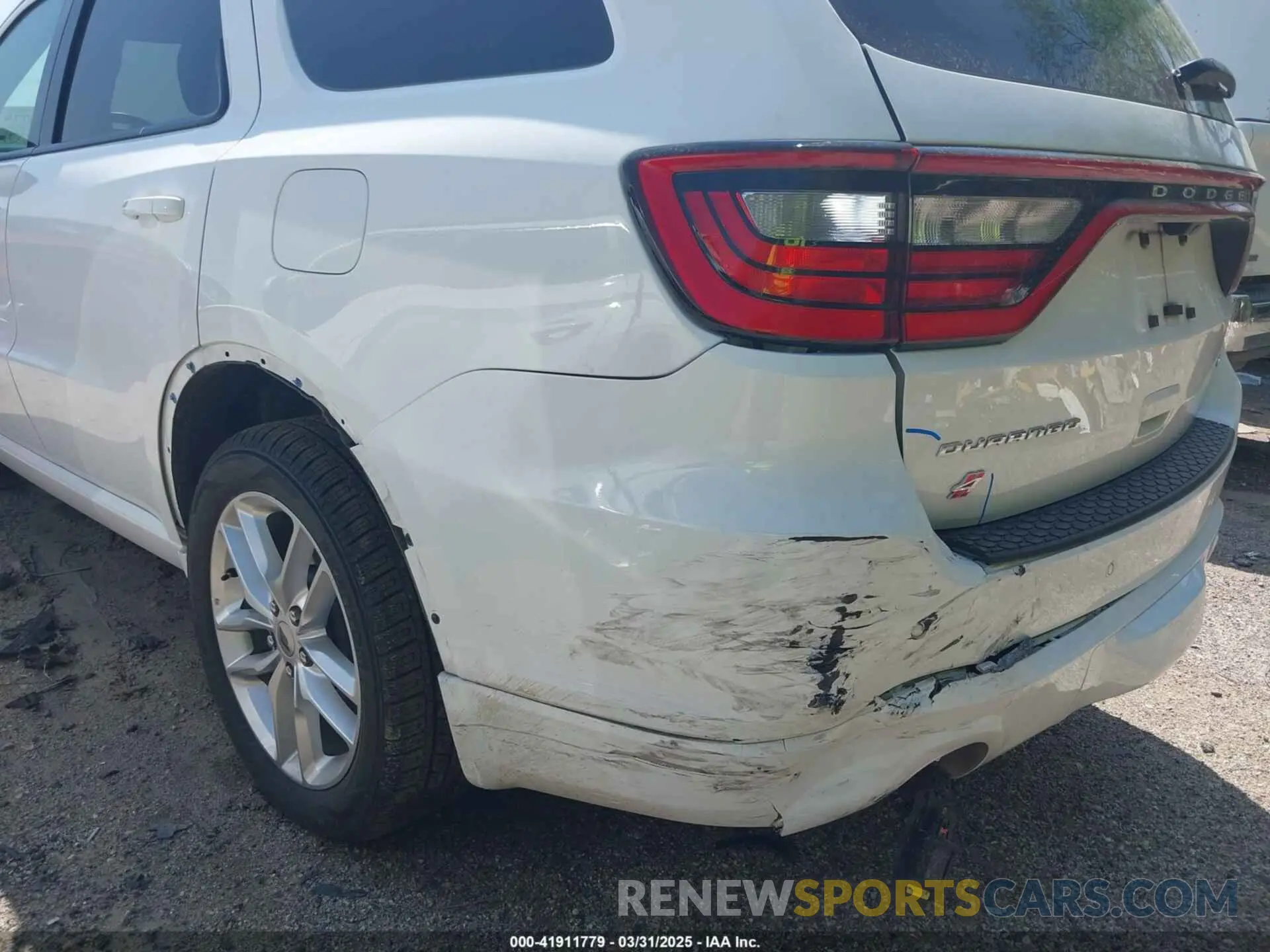 6 Photograph of a damaged car 1C4RDJDG6PC603410 DODGE DURANGO 2023