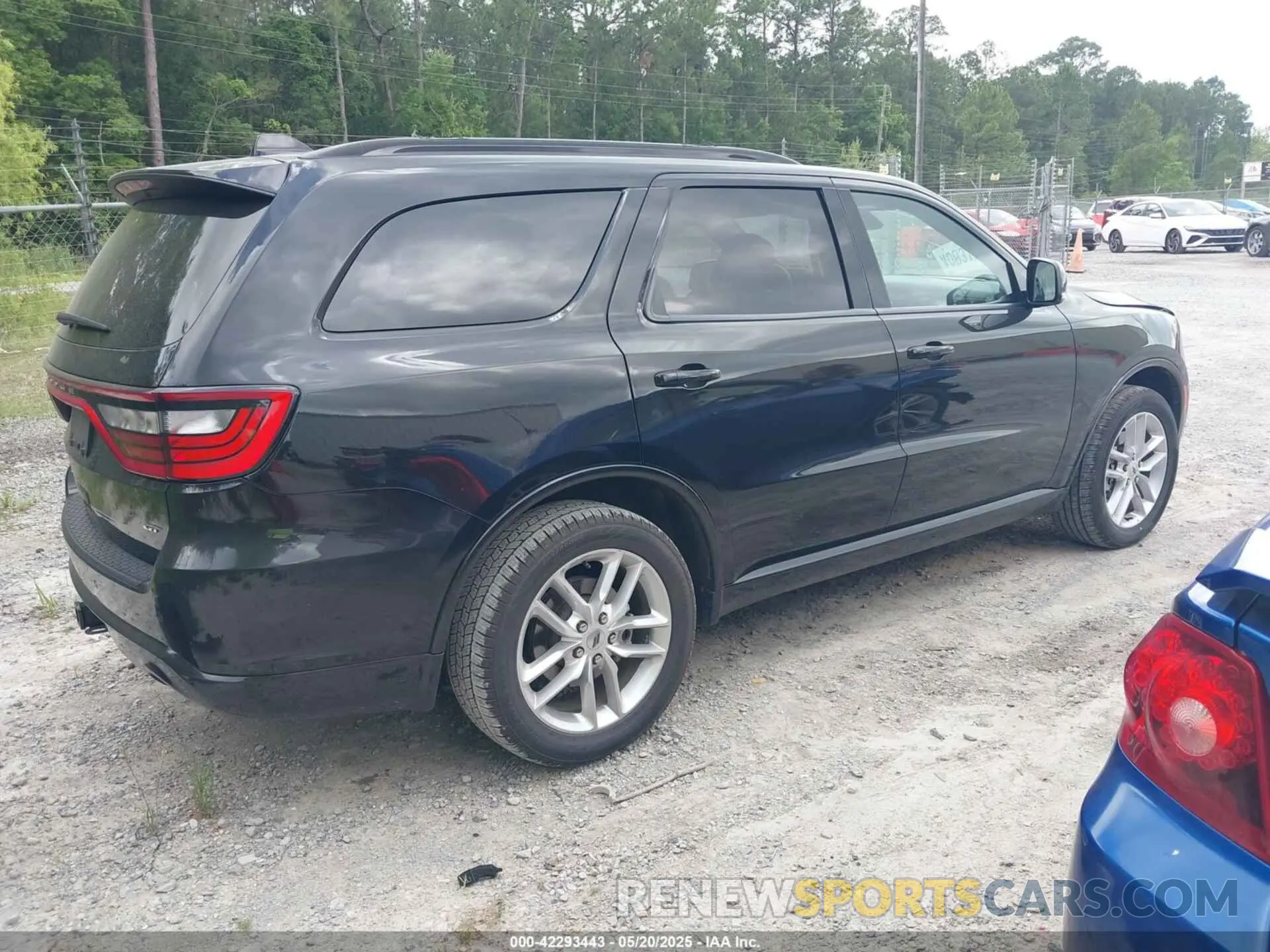 4 Photograph of a damaged car 1C4RDJDG8PC668257 DODGE DURANGO 2023