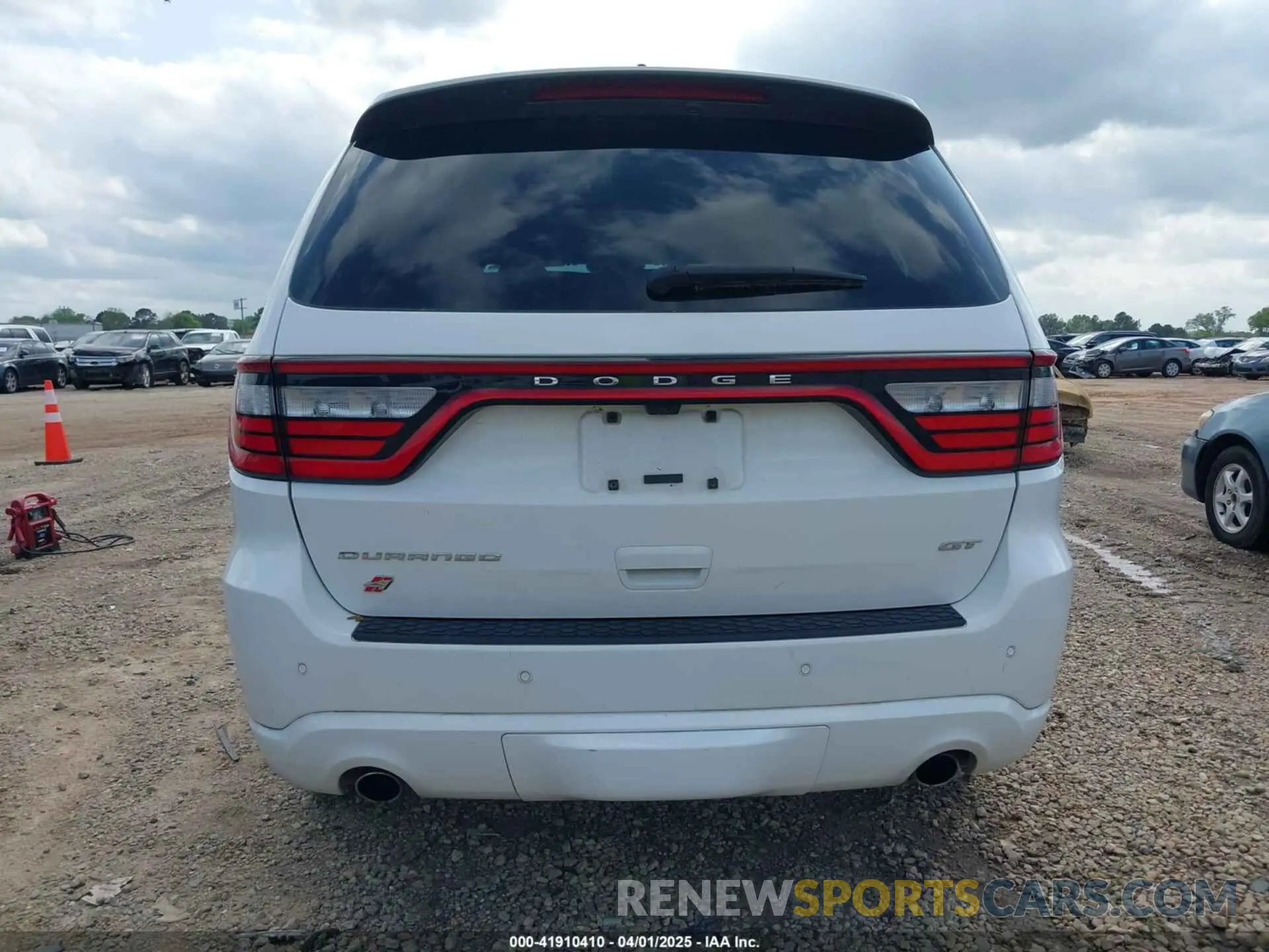 16 Photograph of a damaged car 1C4RDJDG9PC597246 DODGE DURANGO 2023