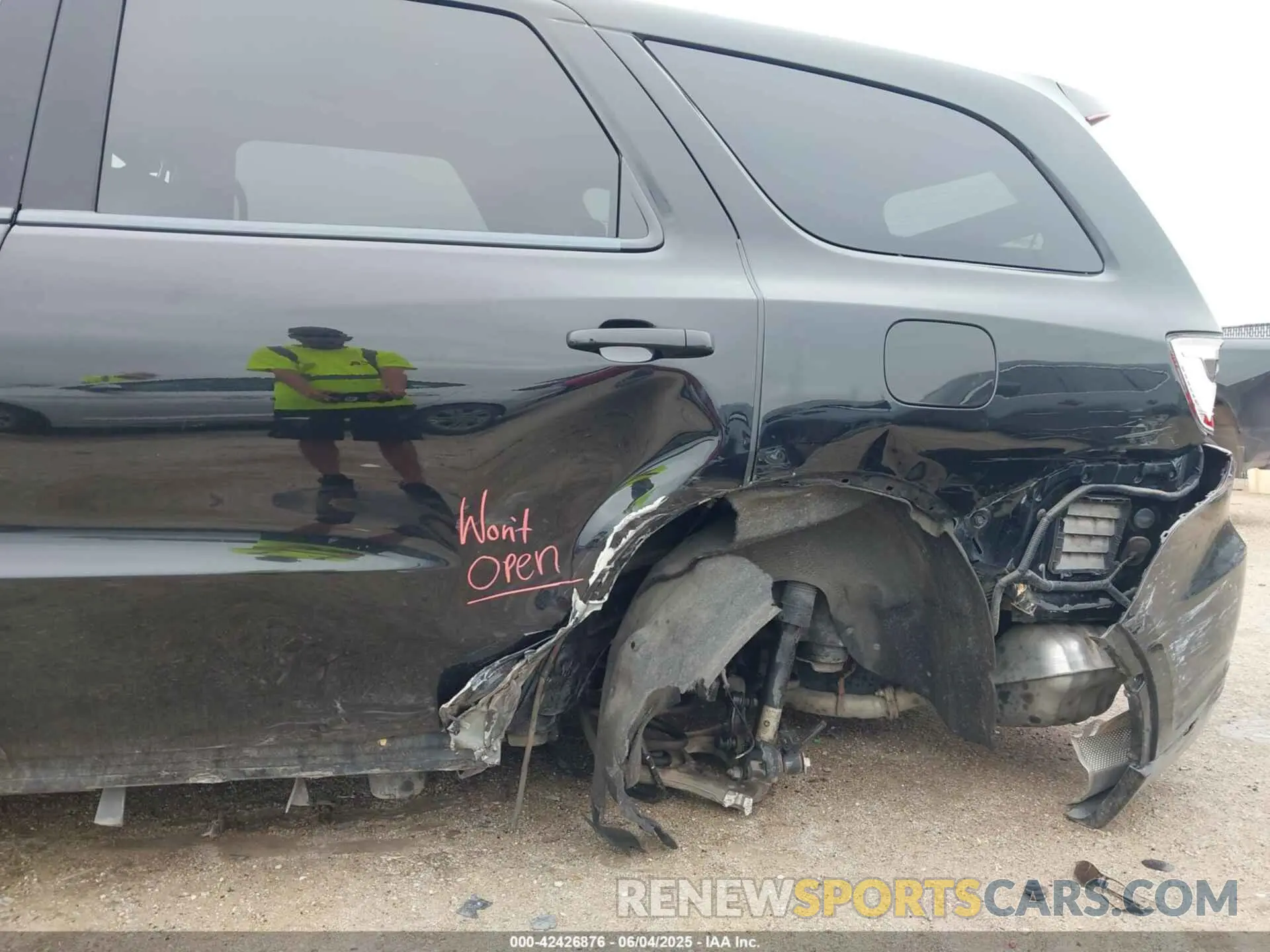 6 Photograph of a damaged car 1C4RDJDG9PC625174 DODGE DURANGO 2023
