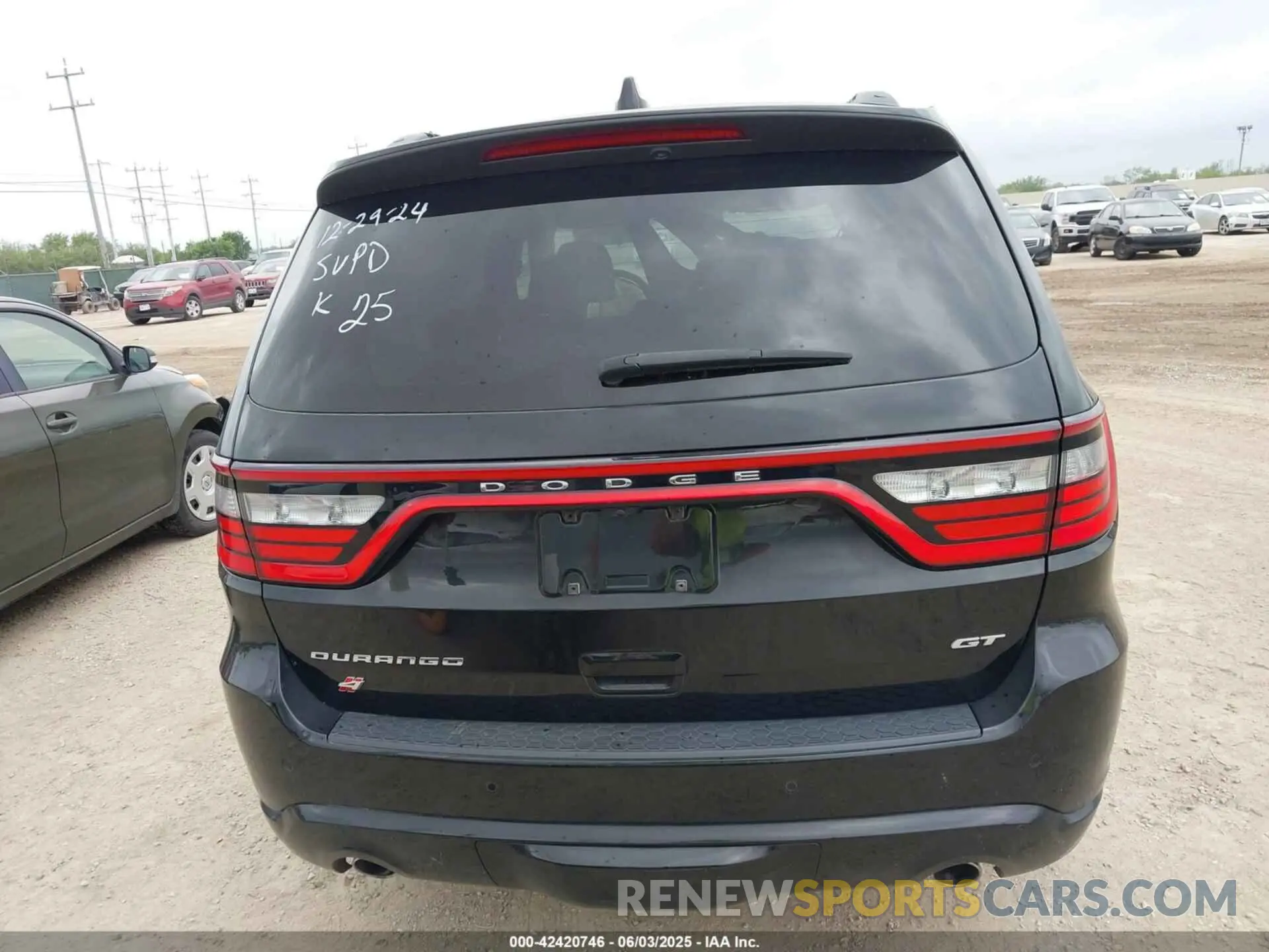 16 Photograph of a damaged car 1C4RDJDG9PC677551 DODGE DURANGO 2023