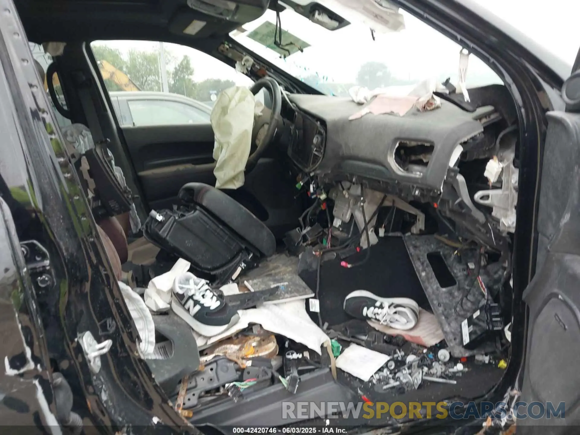5 Photograph of a damaged car 1C4RDJDG9PC677551 DODGE DURANGO 2023