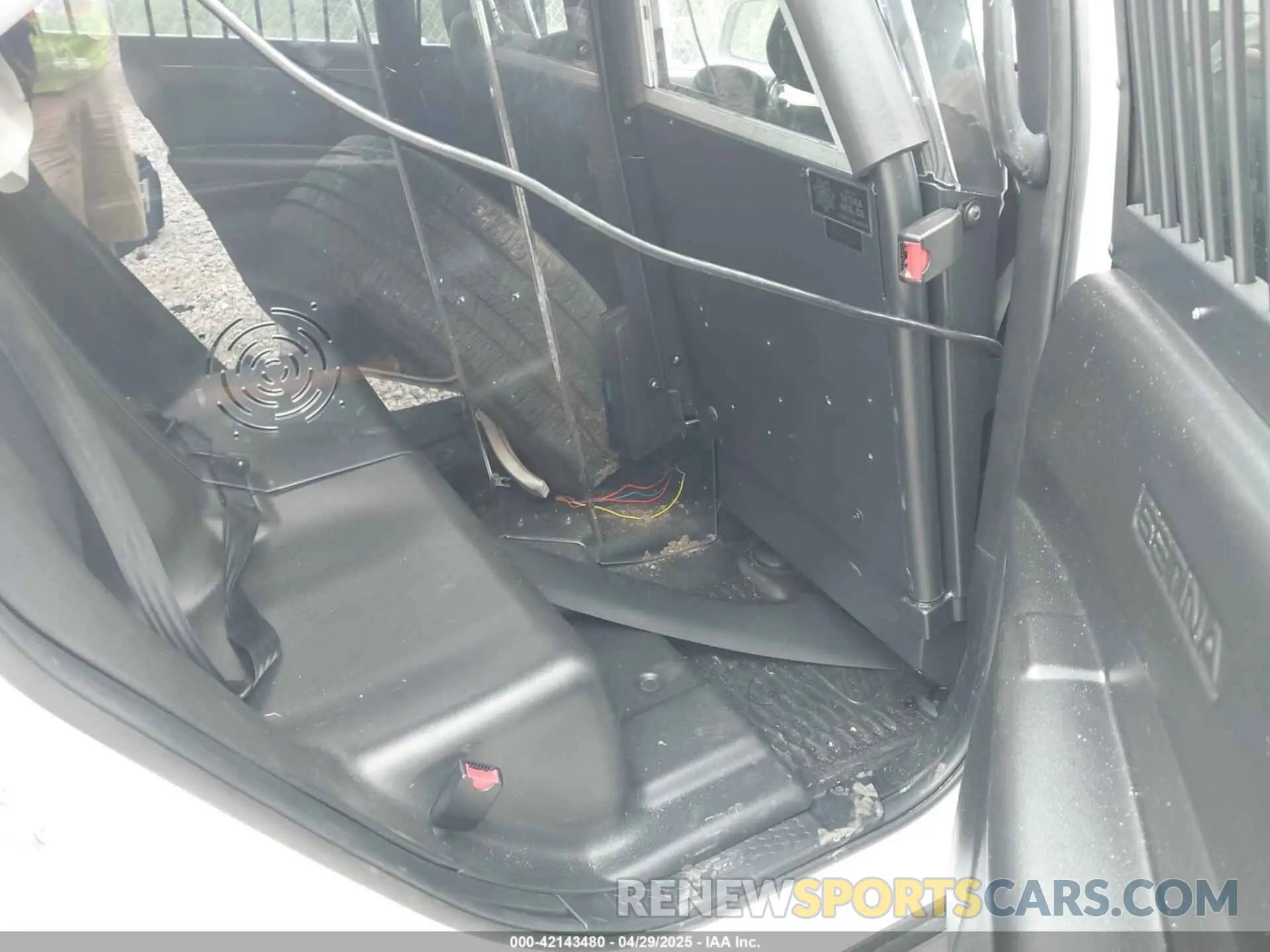 8 Photograph of a damaged car 1C4RDJFG2PC653301 DODGE DURANGO 2023