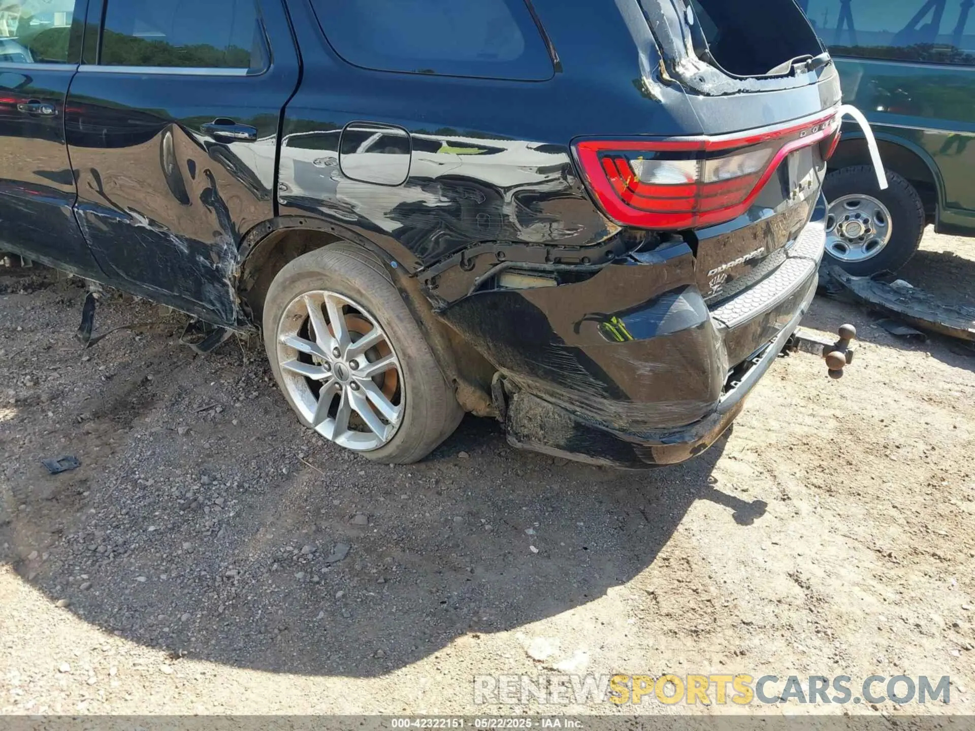 17 Photograph of a damaged car 1C4SDHCT0PC549899 DODGE DURANGO 2023