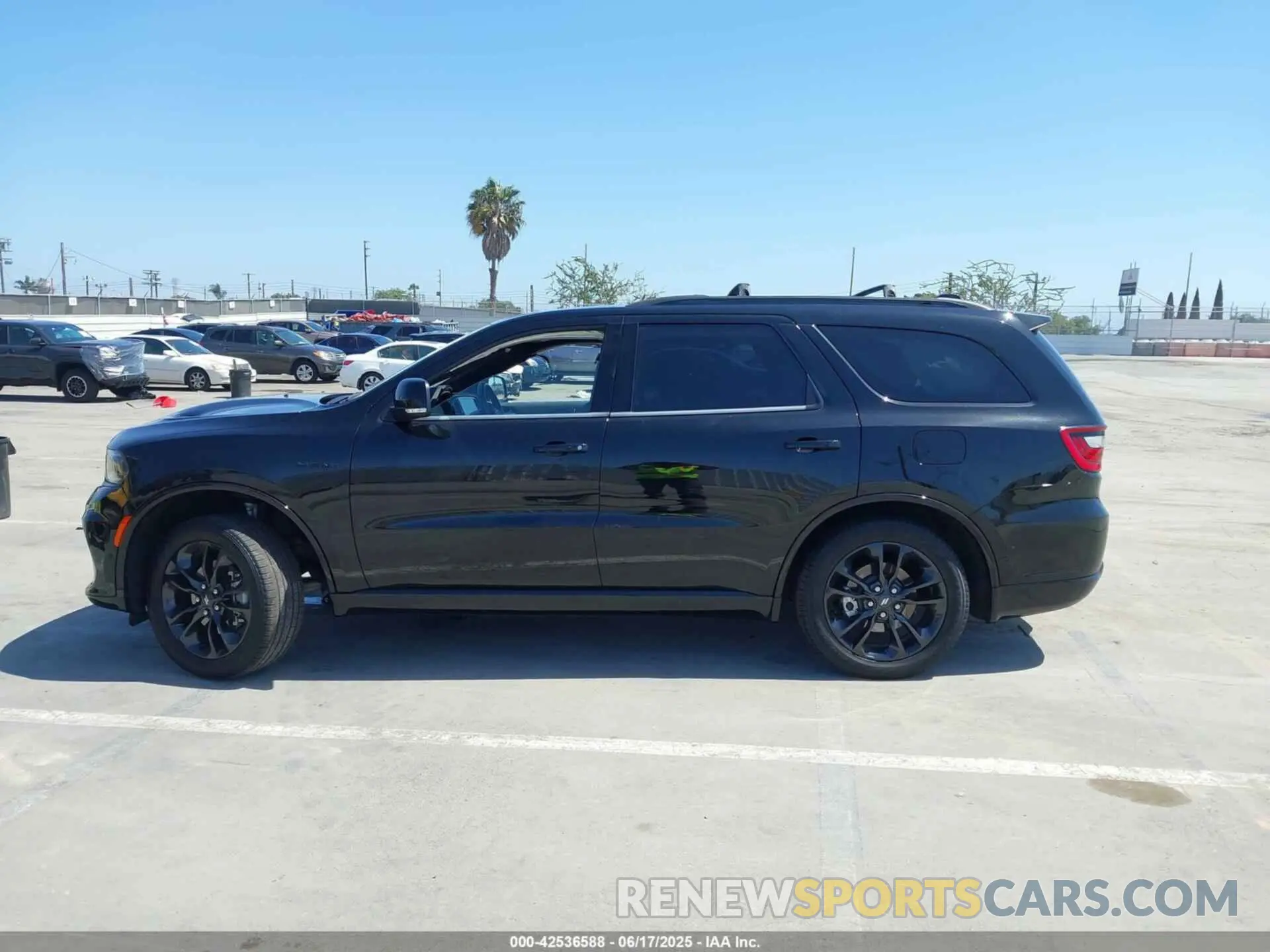 14 Photograph of a damaged car 1C4SDHCT7PC579370 DODGE DURANGO 2023