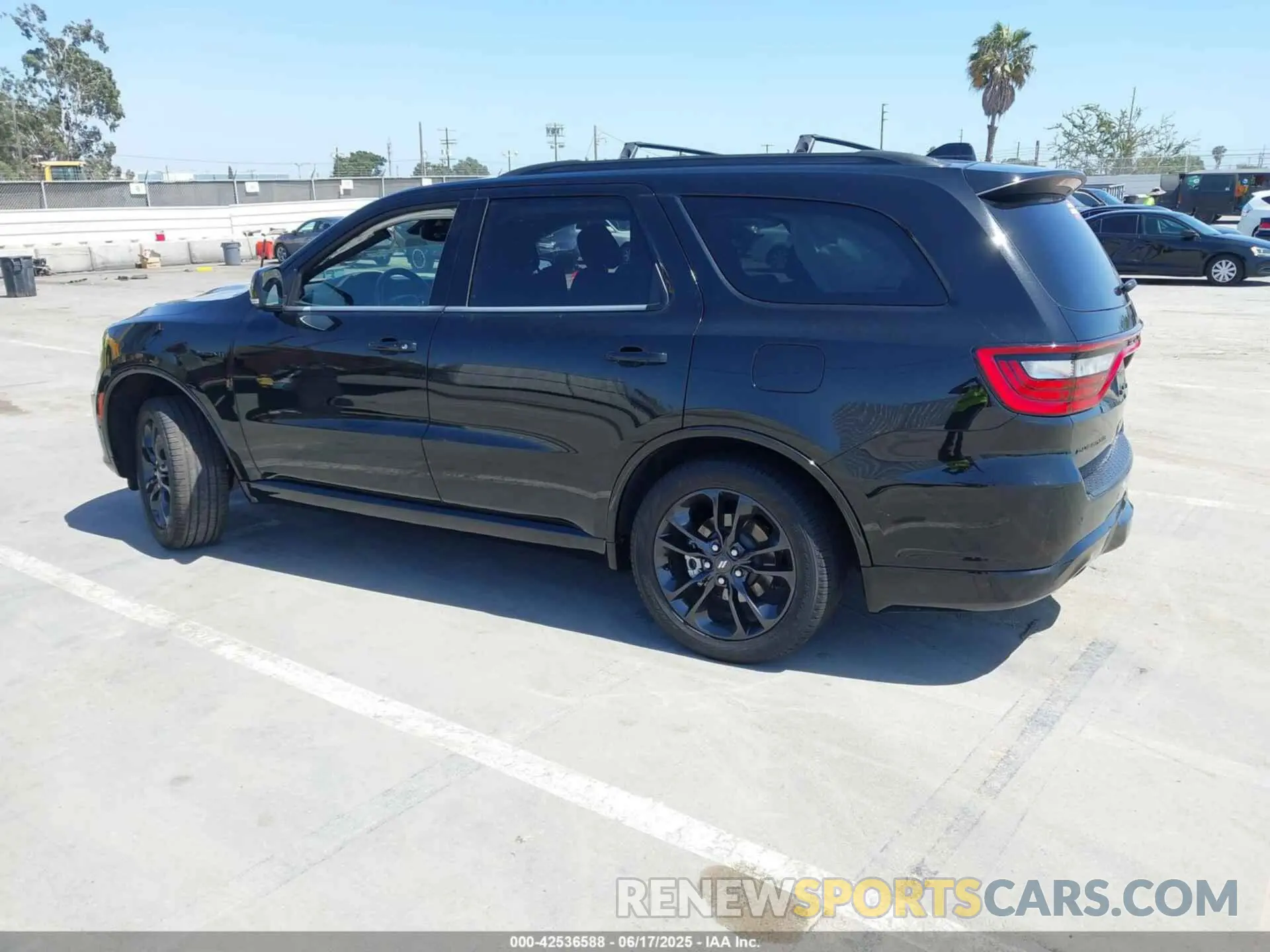 3 Photograph of a damaged car 1C4SDHCT7PC579370 DODGE DURANGO 2023