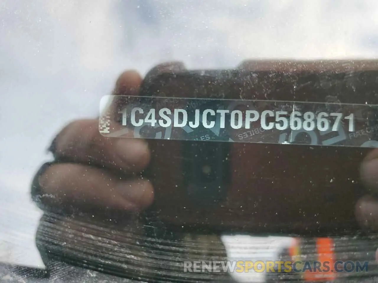 14 Photograph of a damaged car 1C4SDJCT0PC568671 DODGE DURANGO 2023