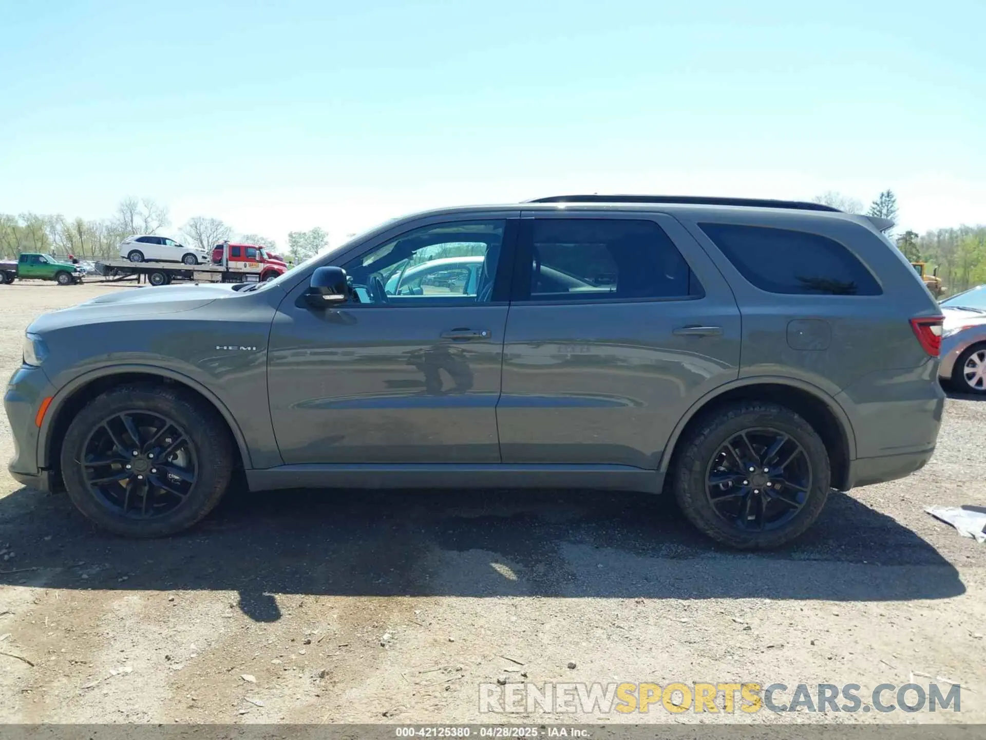 14 Photograph of a damaged car 1C4SDJCT4PC568463 DODGE DURANGO 2023