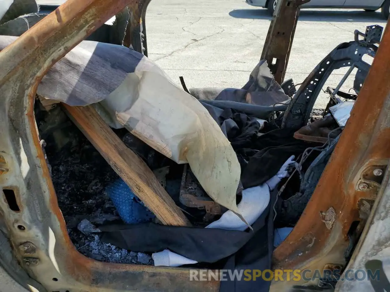 7 Photograph of a damaged car 1C4SDJCT5PC569623 DODGE DURANGO 2023