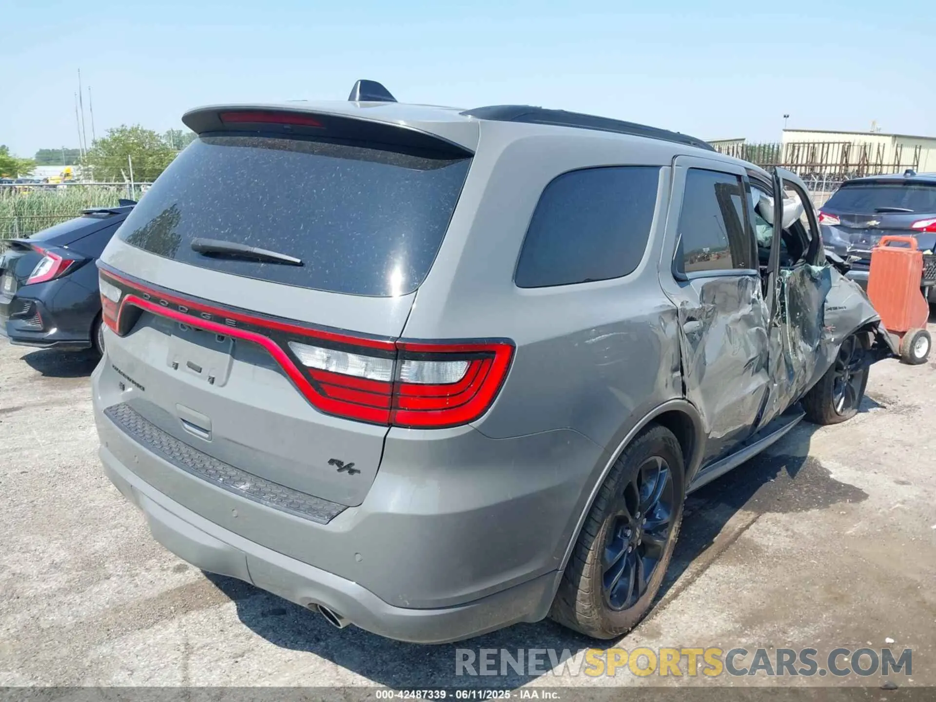 4 Photograph of a damaged car 1C4SDJCT5PC612616 DODGE DURANGO 2023