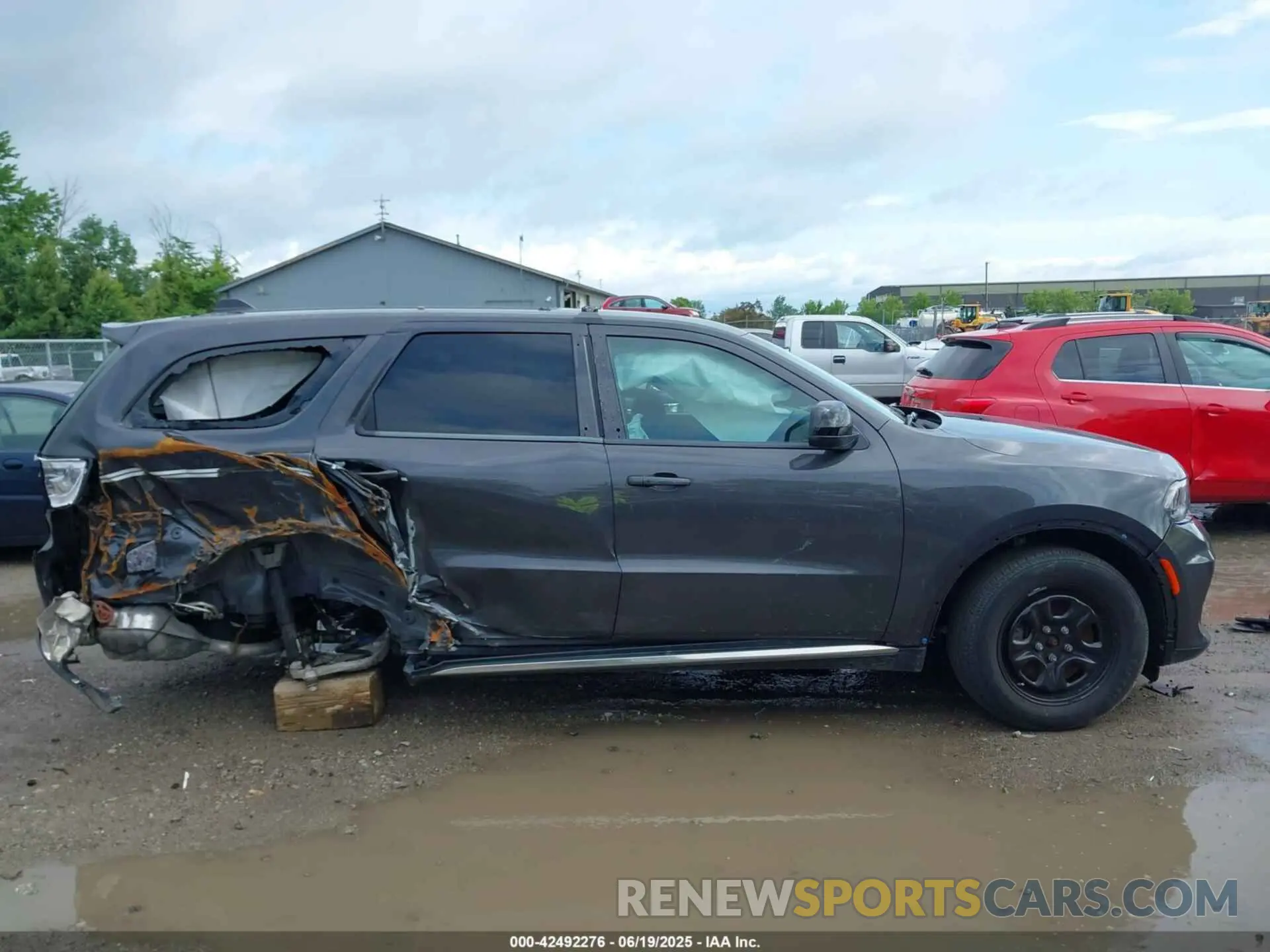 14 Photograph of a damaged car 1C4SDJFTXPC631559 DODGE DURANGO 2023