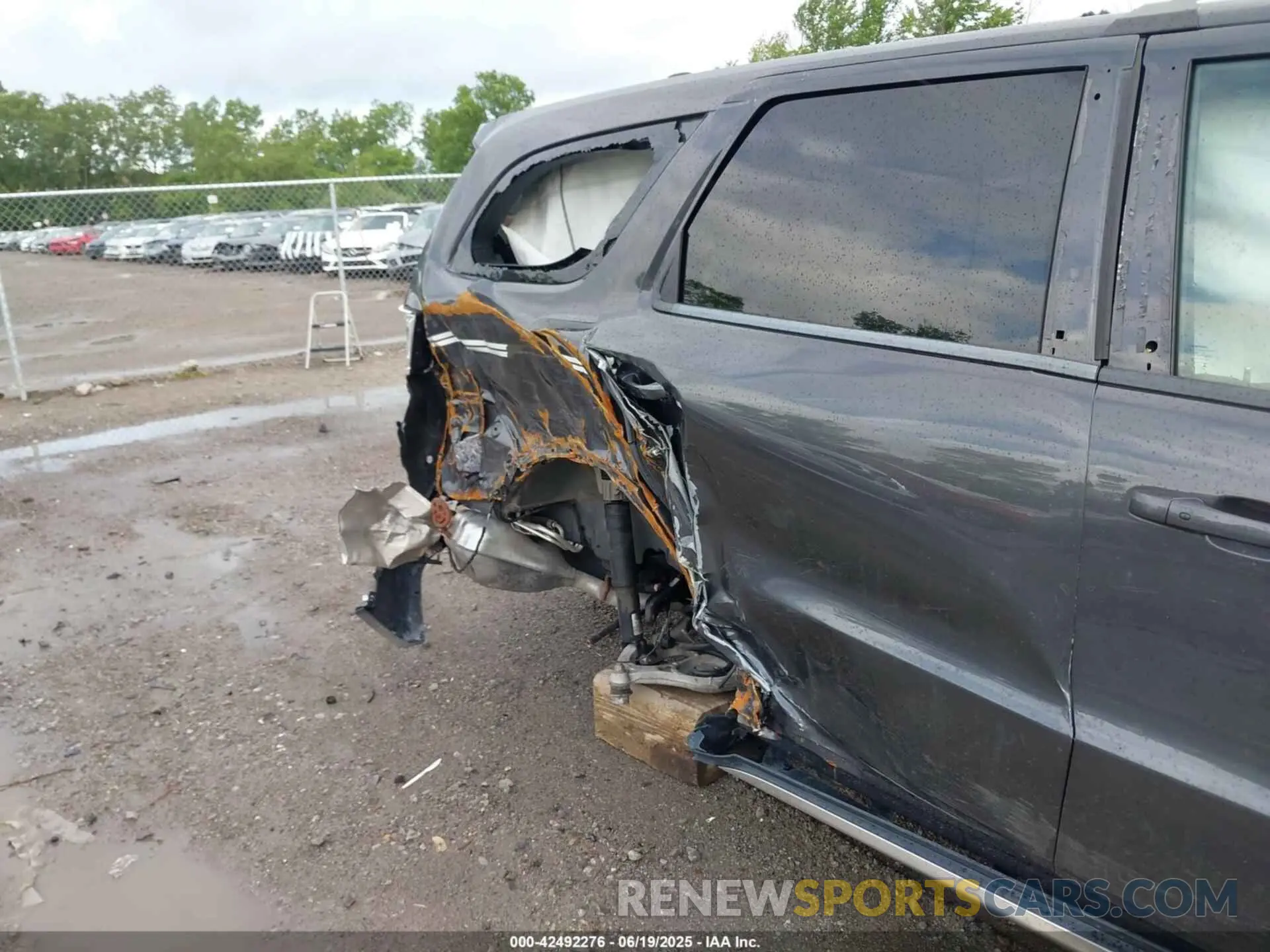 19 Photograph of a damaged car 1C4SDJFTXPC631559 DODGE DURANGO 2023