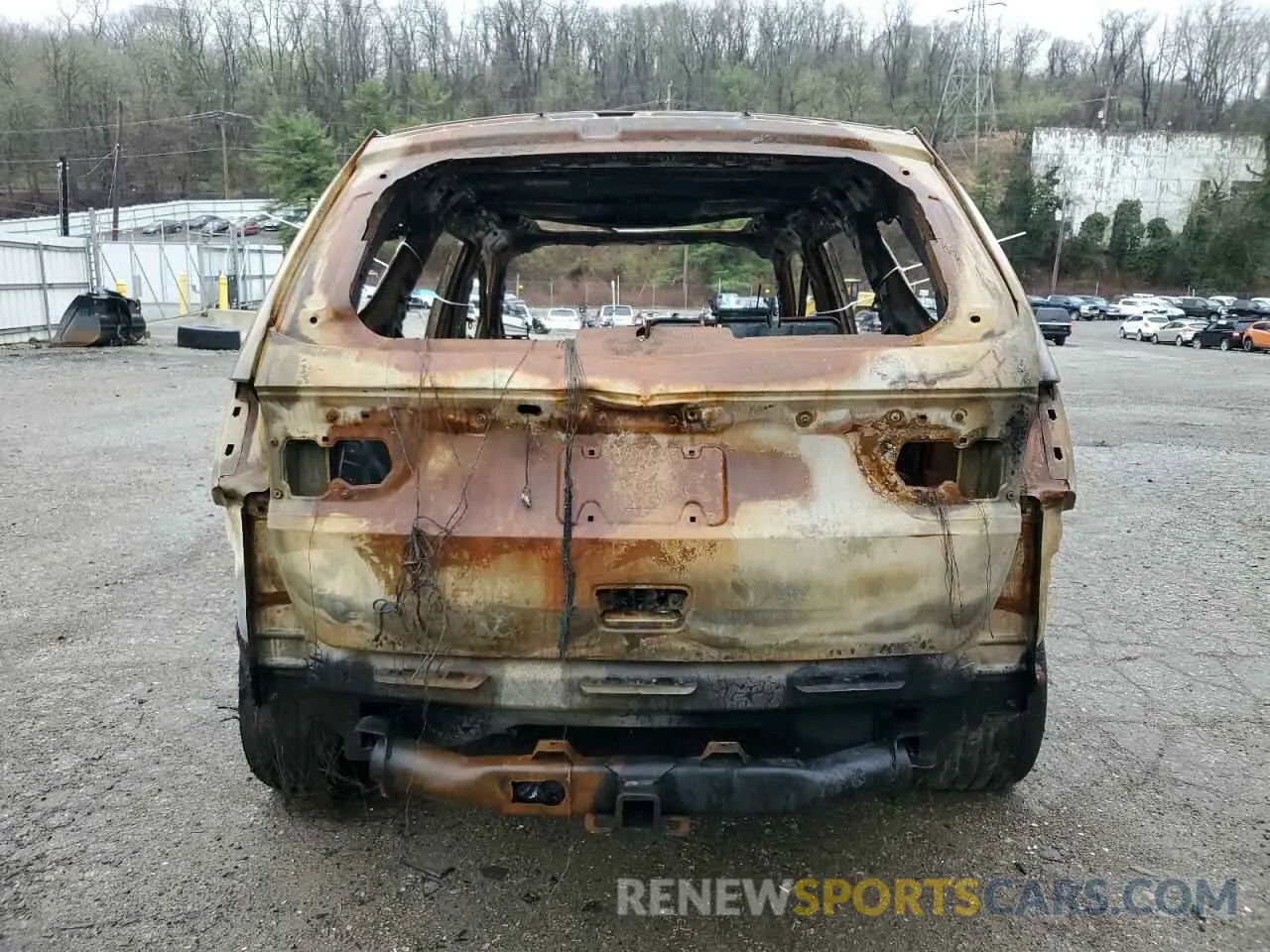 6 Photograph of a damaged car 1C4SDJGJ9PC691104 DODGE DURANGO 2023