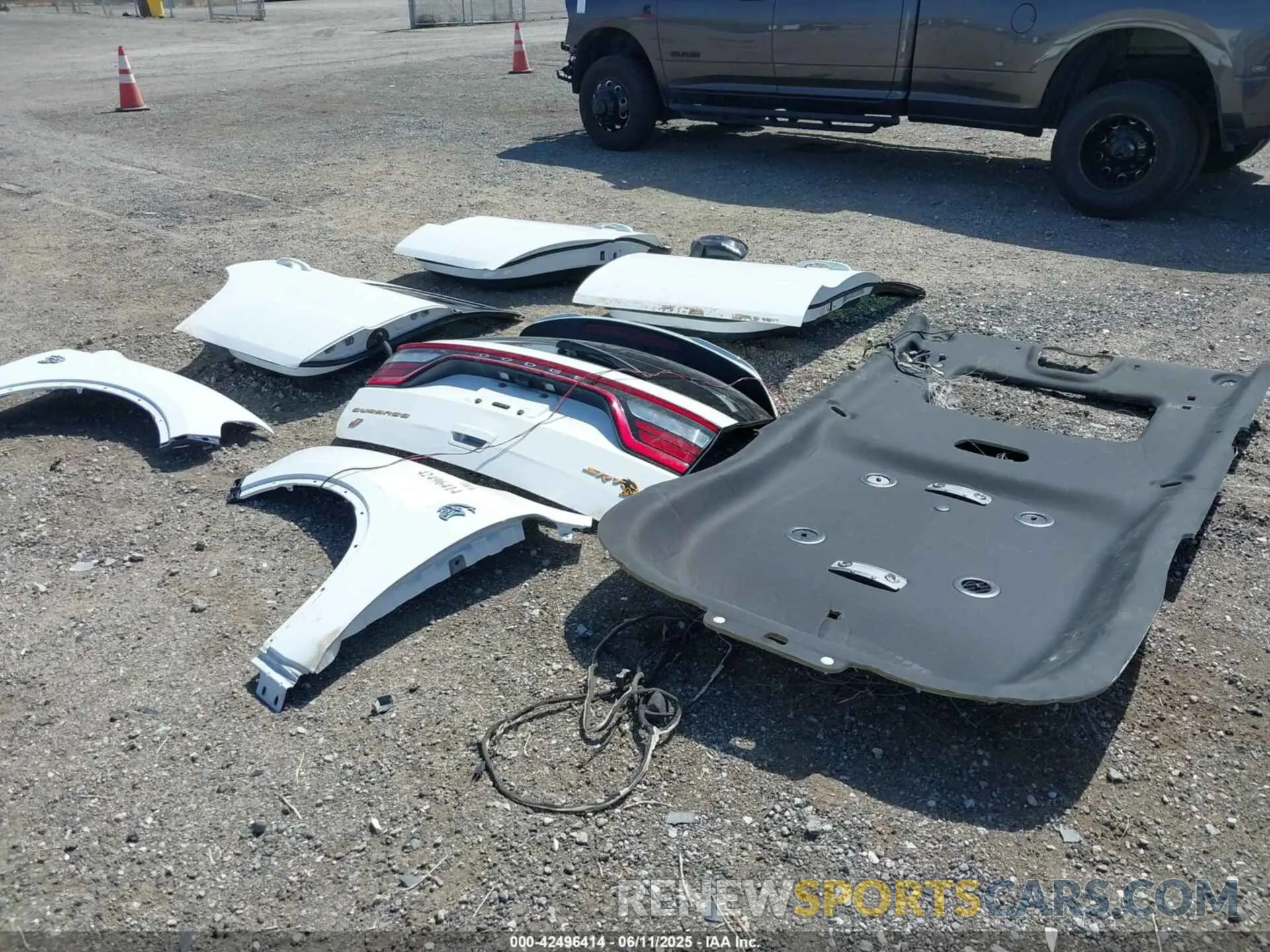3 Photograph of a damaged car 1C4SDJH91PC601433 DODGE DURANGO 2023