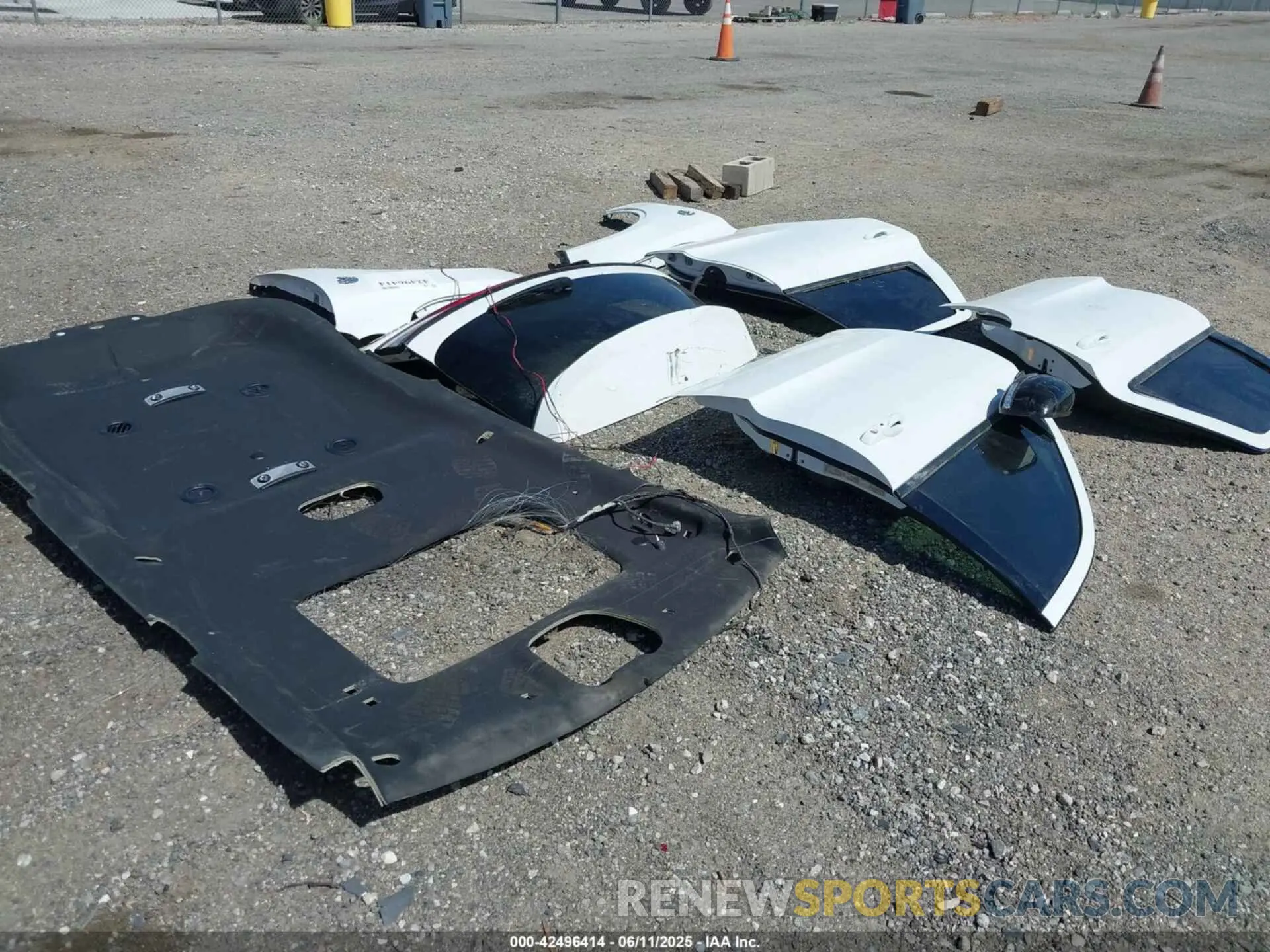 4 Photograph of a damaged car 1C4SDJH91PC601433 DODGE DURANGO 2023