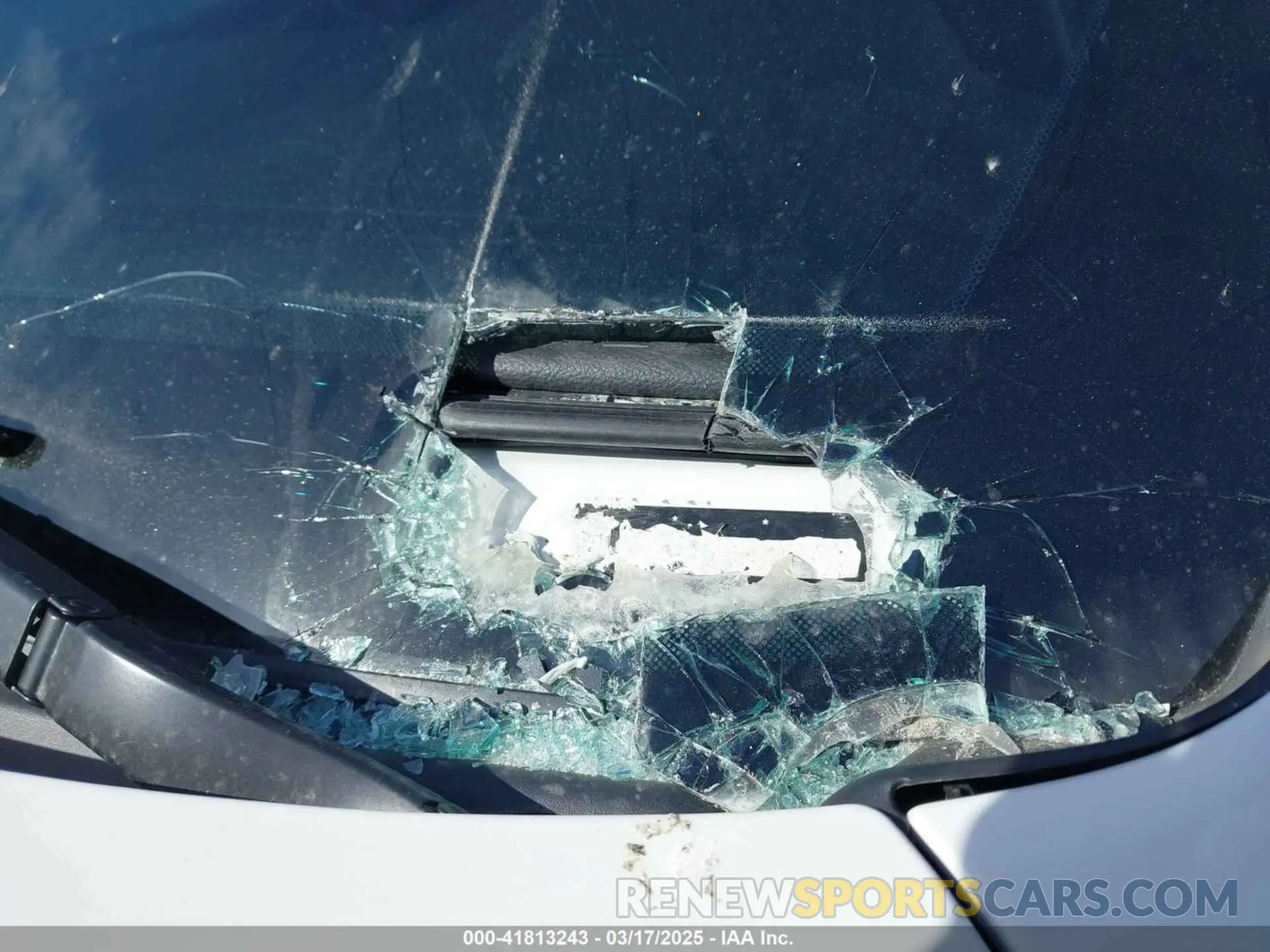 17 Photograph of a damaged car 1C4SDJH94PC631848 DODGE DURANGO 2023