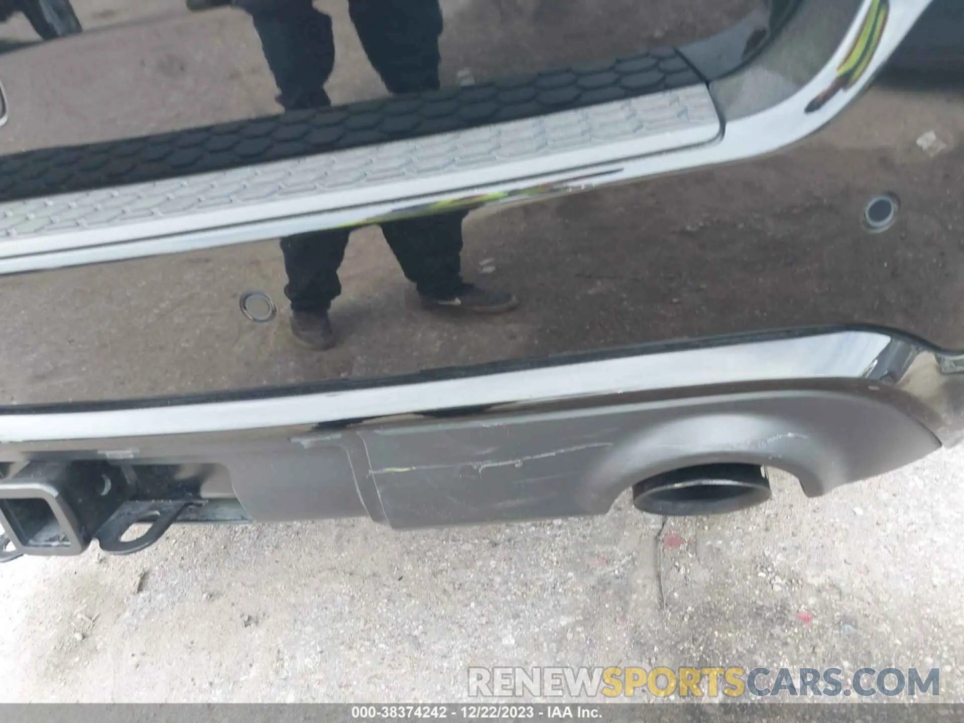 6 Photograph of a damaged car 1C4SDJH98PC618309 DODGE DURANGO 2023