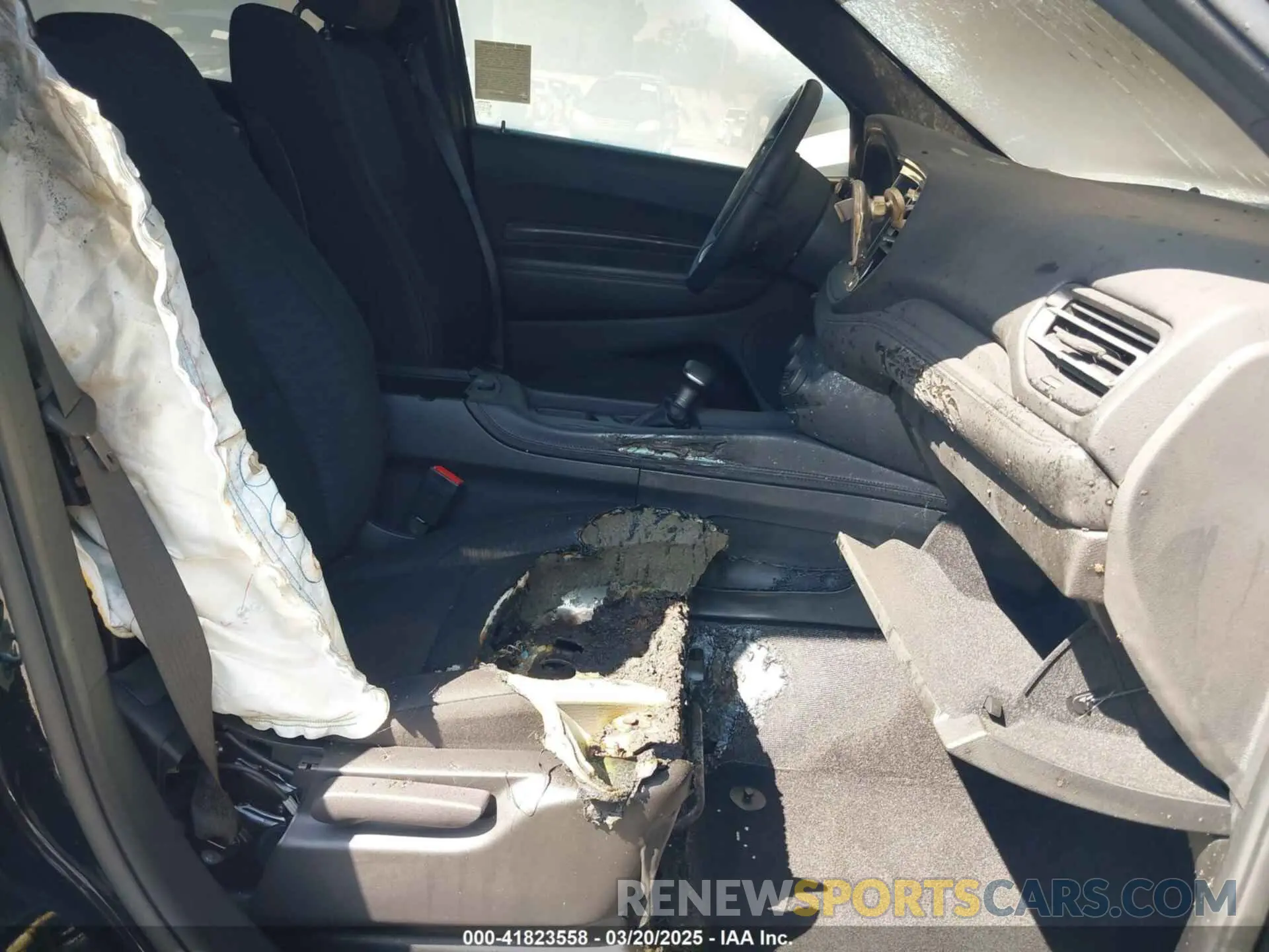 6 Photograph of a damaged car 1C4RDHAG2RC225926 DODGE DURANGO 2024